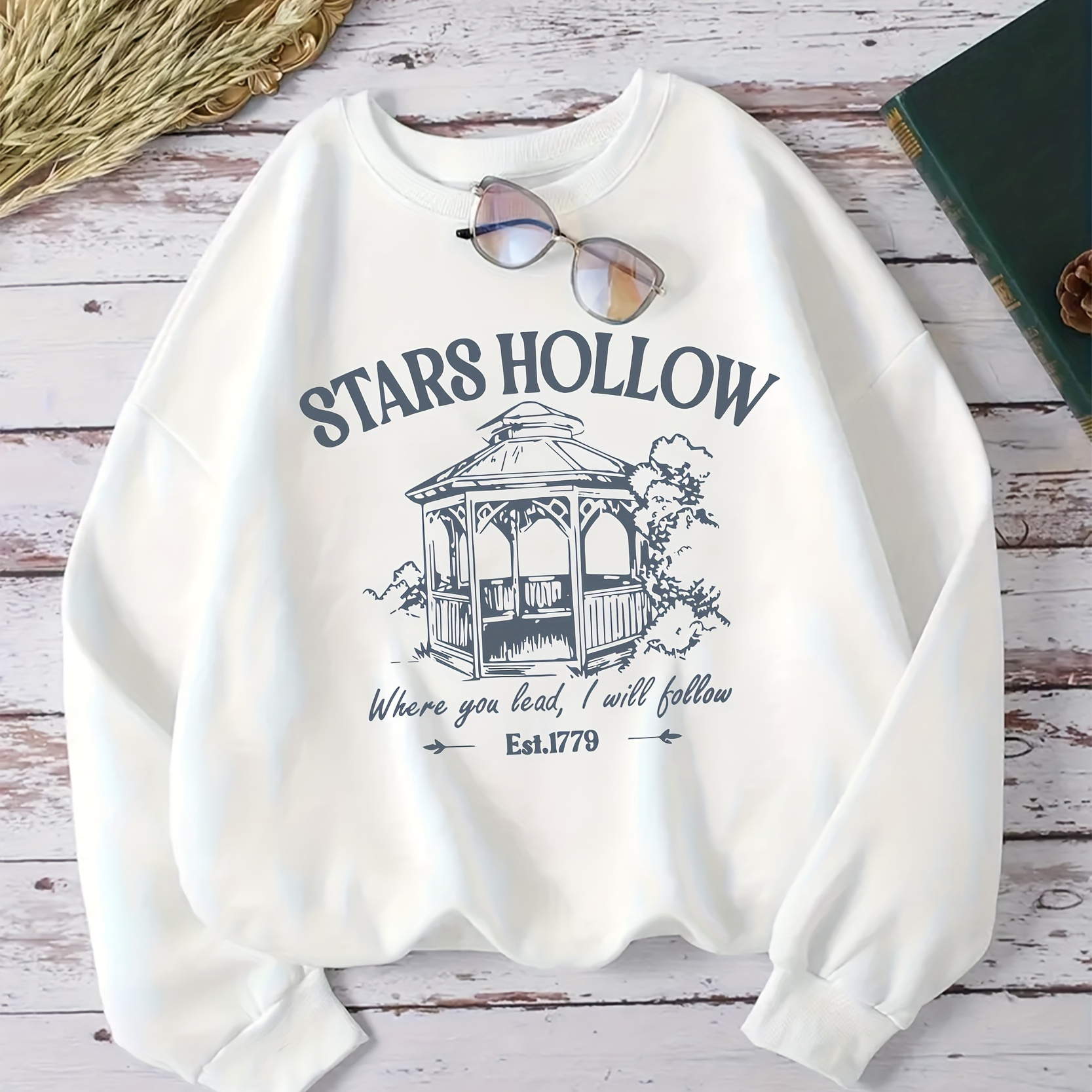 

Women's Casual Crew Neck Sweatshirt With Stars Hollow Architectural Print, 100% Polyester Knit Fabric, 250gsm, Fall/ Top