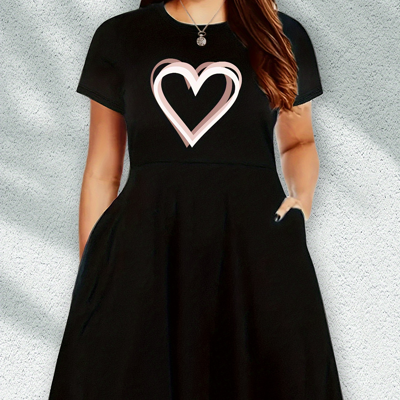 

Plus Size Heart Print Dress, Casual Crew Neck Short Sleeve Dress For Spring & Summer, Women's Plus Size Clothing