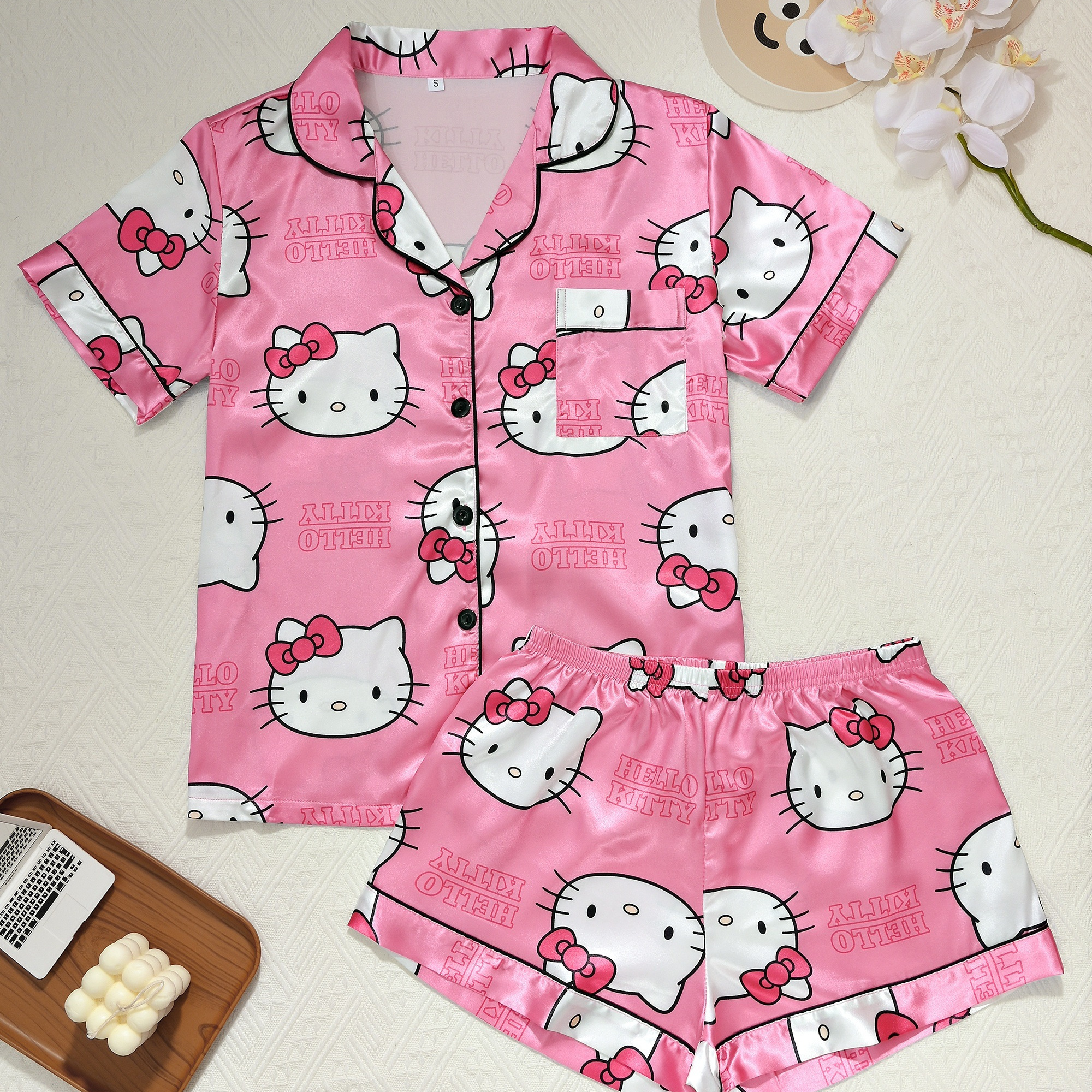 

Sanrio Hello Kitty Women's Pajama Set, Cute Cartoon Short Sleeve Shirt And Shorts With Lapel Collar, Satin Sleepwear, Polyester 97% Elastane 3%, Button Detail, Woven Fabric, 90gsm