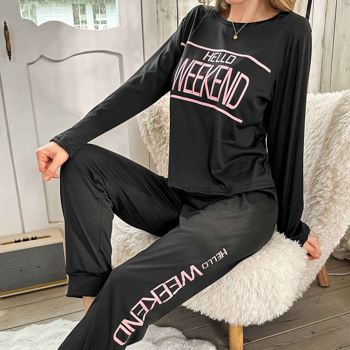 

Women's Casual Polyester Pajama Set, Crew Neck Long Sleeve T-shirt With Slogan Print & Bow Tie Pants, Knit Fabric , 95% Polyester 5% Elastane, 140g/m² - Comfortable & Stylish