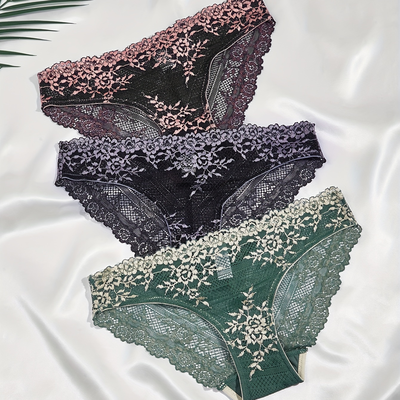 

3pcs Contrast Lace Briefs, Comfy & Breathable Stretchy Intimates Panties, Women's Lingerie & Underwear