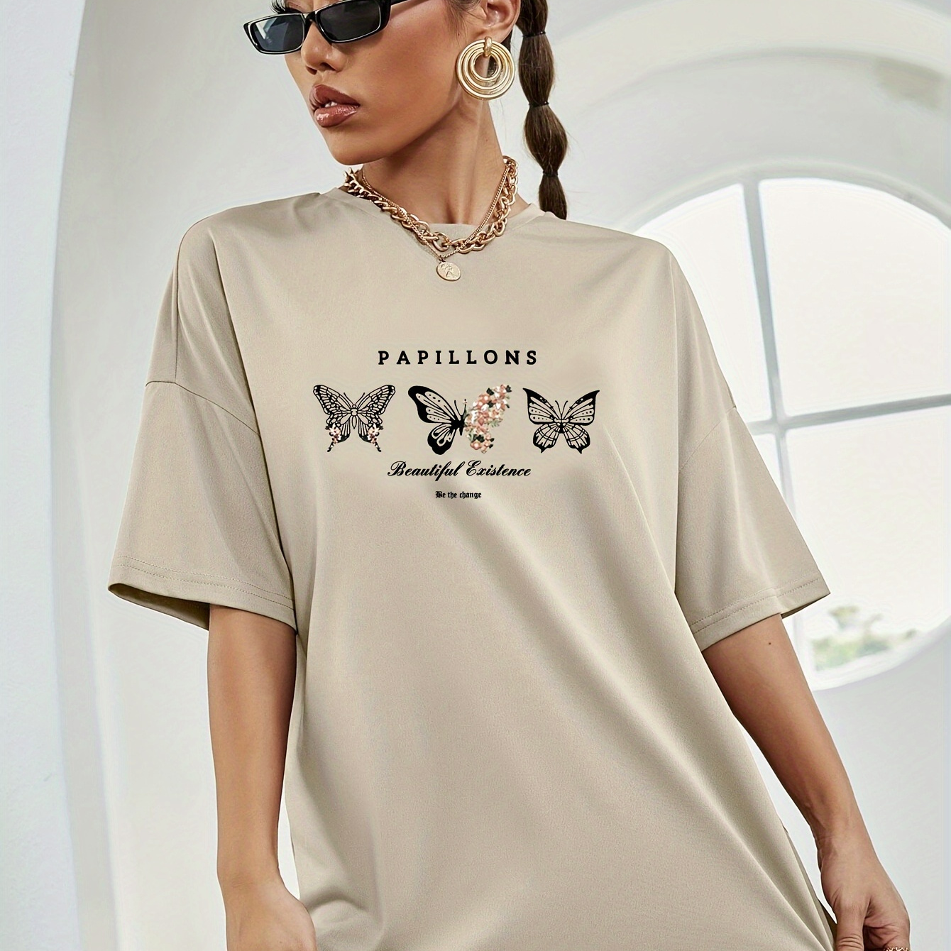 

T-shirt Surdimensionné À Imprimé Papillon Et Lettre, Haut Décontracté À Manches Courtes Tombantes, Vêtements Pour Femmes