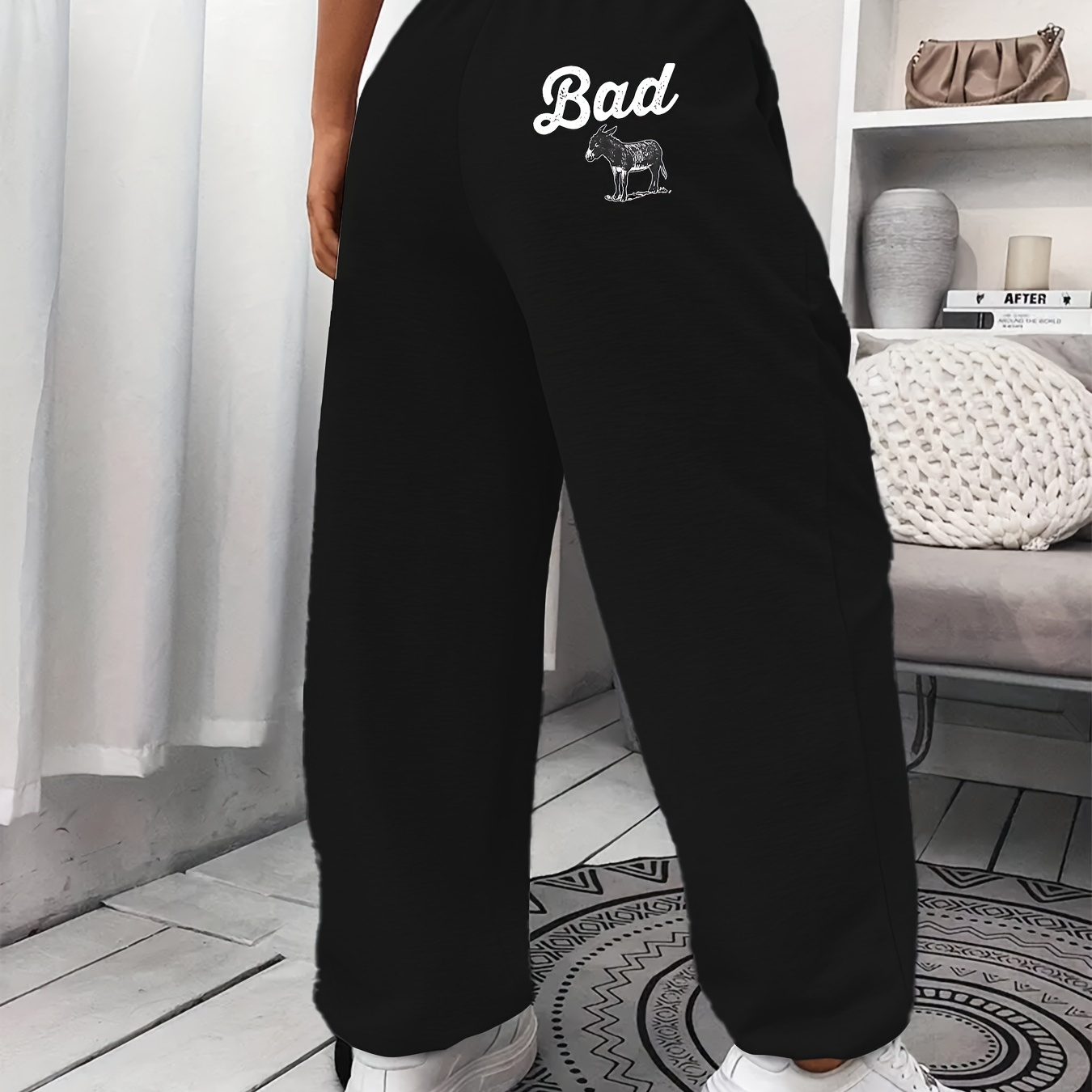 

Chic Alphabet Joggers For Women - Cozy Polyester, Machine Washable With Pockets, Fall/winter