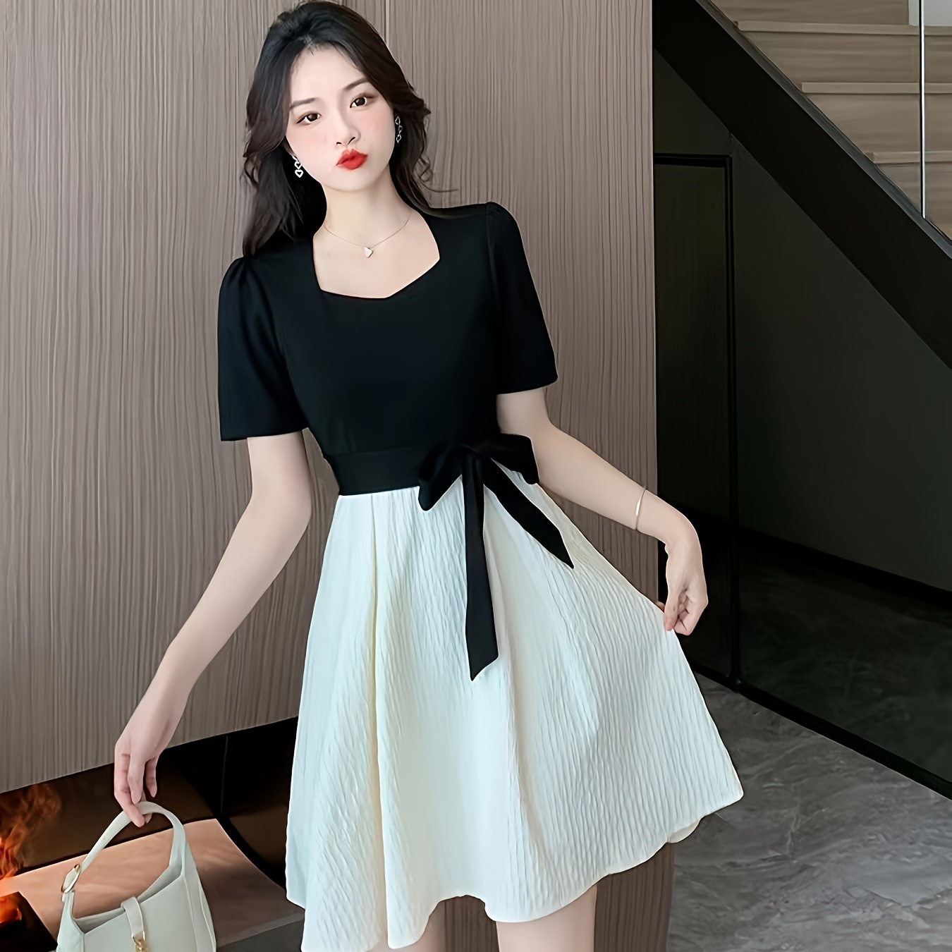 

Color Block Belted Elegant Dress, Sweetheart Neck Short Sleeve Pleated Dress For Spring & Summer, Women's Clothing