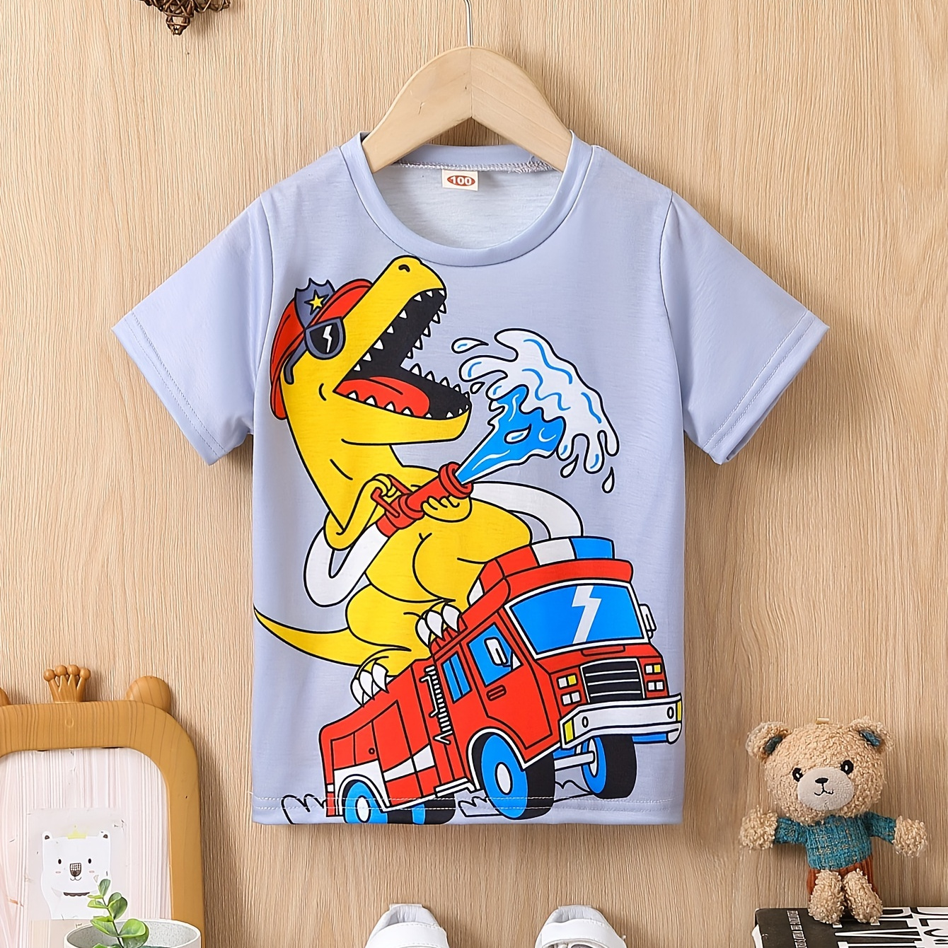 

Dinosaur On Firetruck Pattern Short Sleeve T-shirt, Casual Crew Neck Comfortable Summer T-shirt, Boy's Clothing