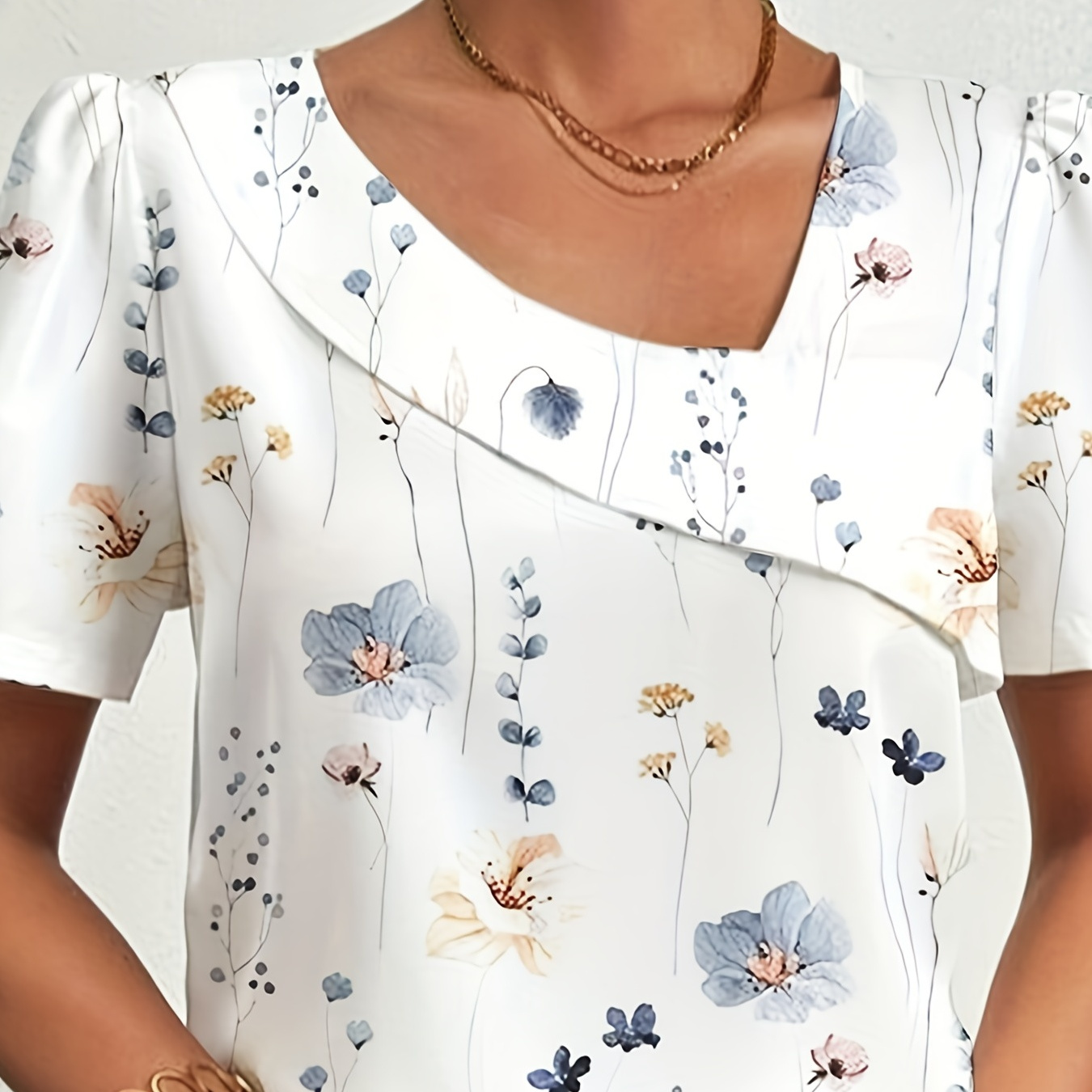 

Plus Size Casual T-shirt, Women's Plus Floral Print Ruffle Trim Short Sleeve Irregular Neck T-shirt