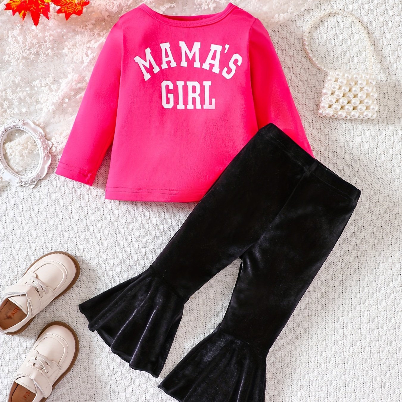 

Little Girl's Casual Outfit, Letter Print Long Sleeve Pullover & Flared Trousers Two-piece Set