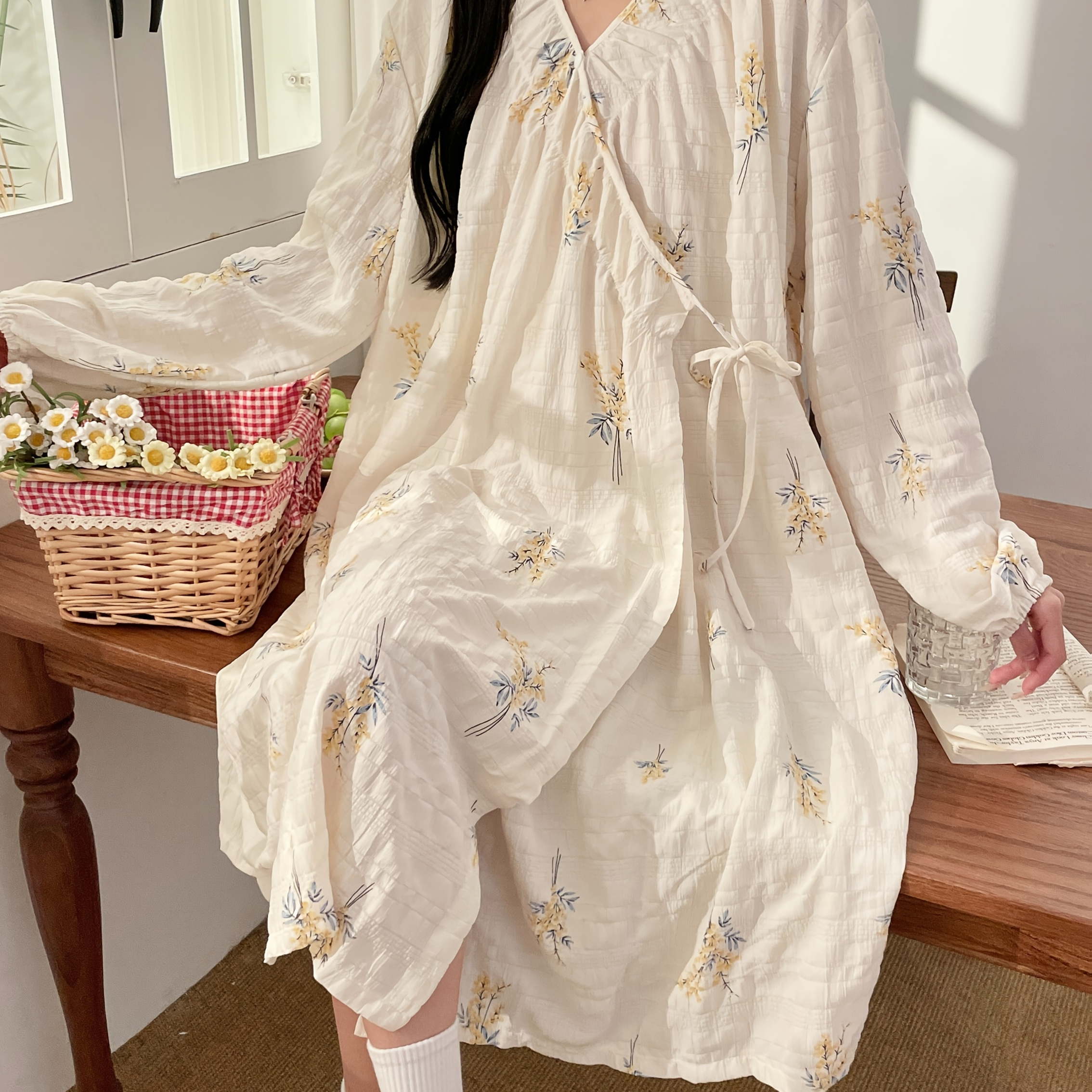 

Women's Floral Long Sleeve Maternity Dress, Casual V-neck Lace-up Knit Polyester Nursing Gown, Home Loungewear Robe, 100% Polyester 120g/m² - Comfortable & Stylish