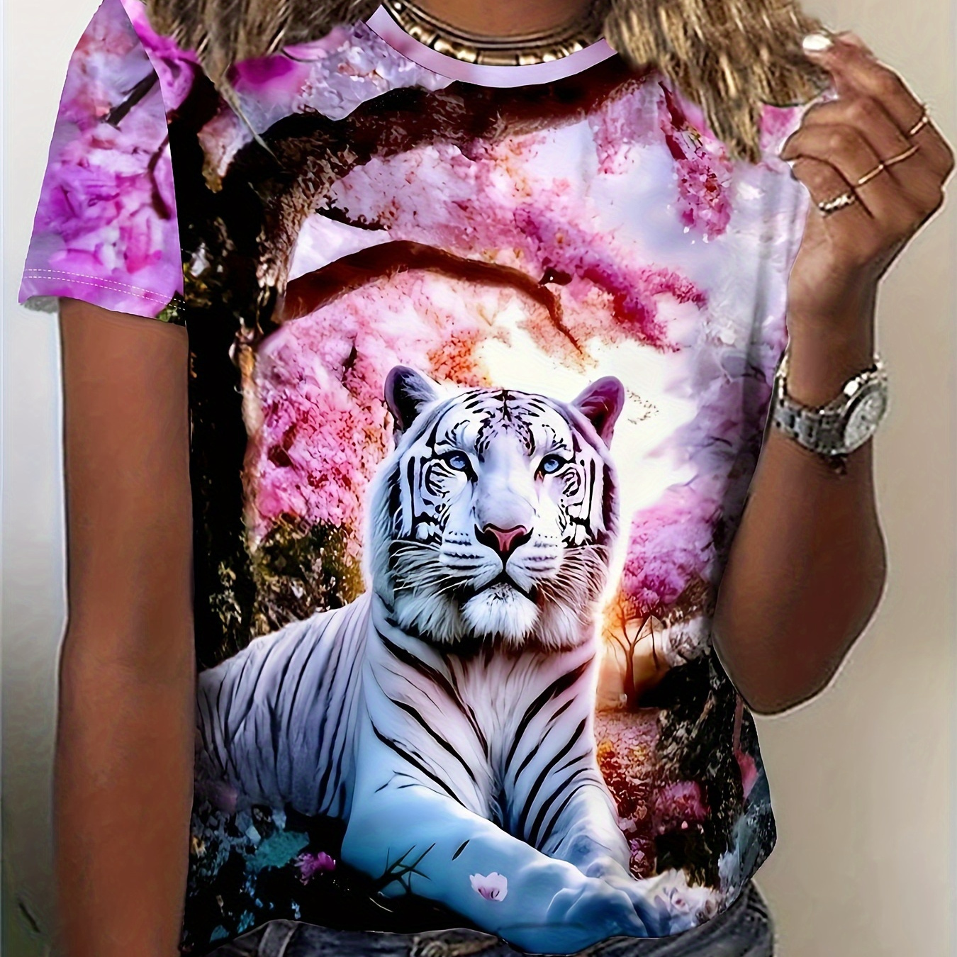 

Tiger Print Crew Neck T-shirt, Casual Short Sleeve Top For Spring & Summer, Women's Clothing