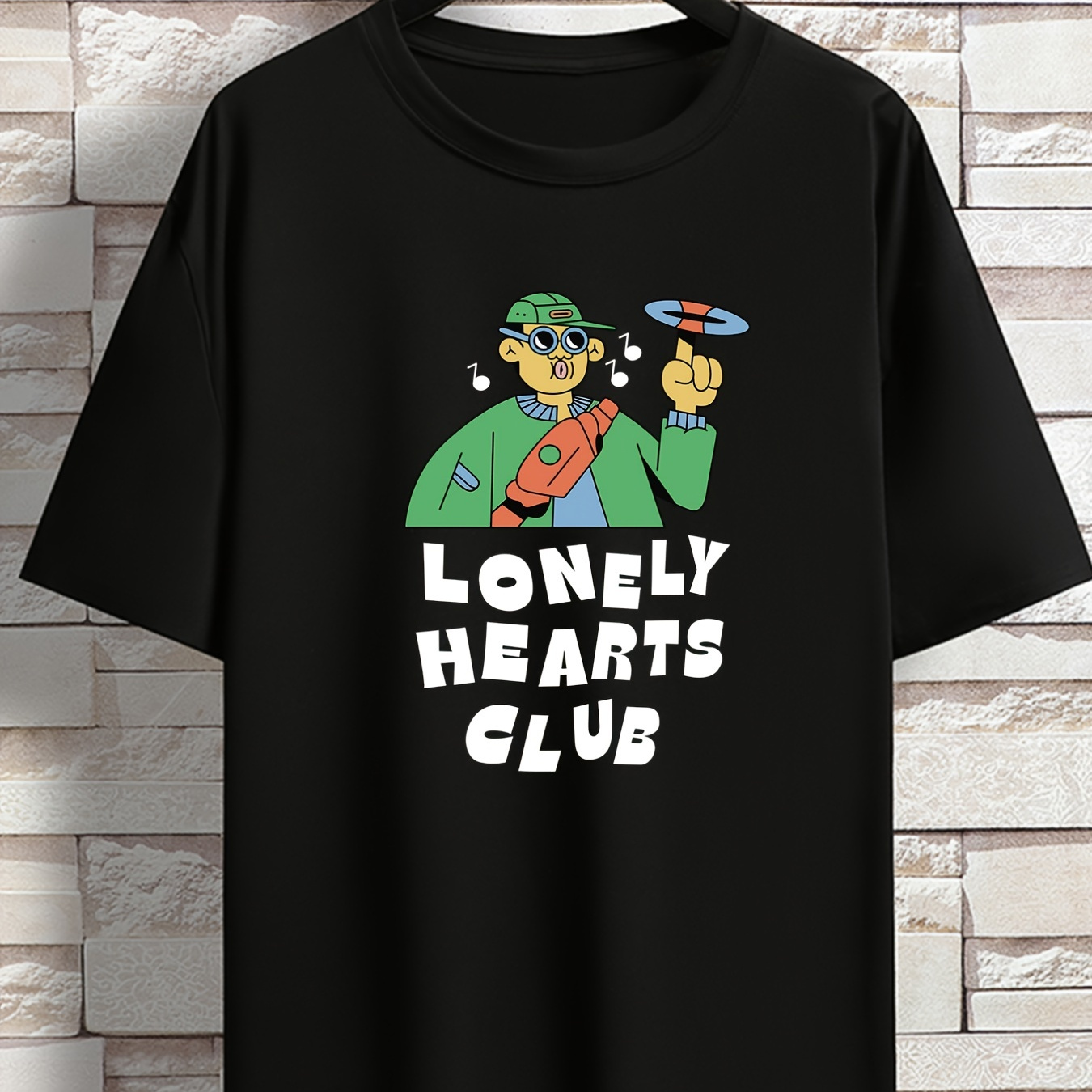 

Men's Plus Size 'lonely Hearts Club' Print Stretch T-shirt, Oversized Short Sleeve Tops For Spring Summer, Causal Loose Clothing For Big And Tall Guys