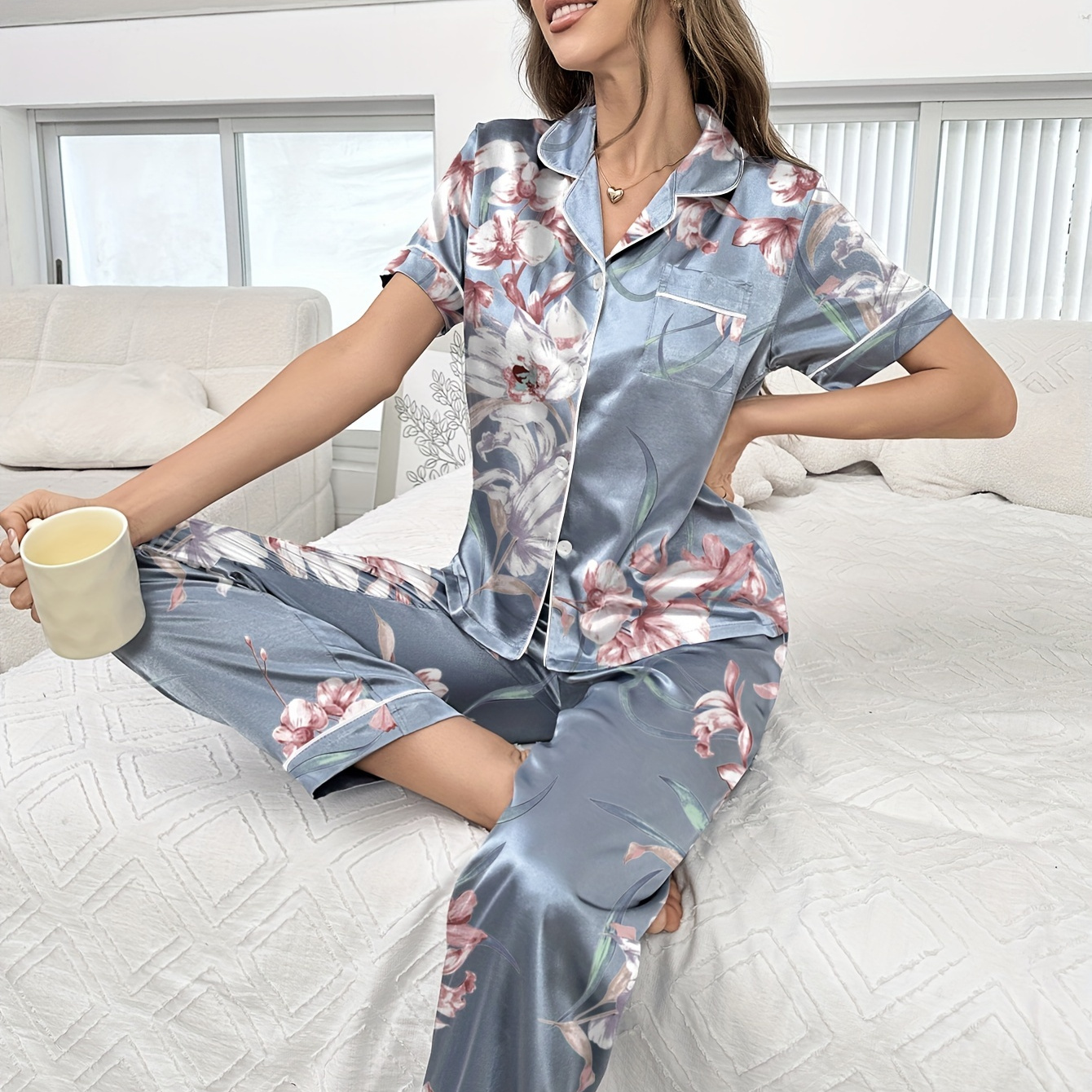 

Women's Floral Print Satin Casual Pajama Set, Short Sleeve Buttons Lapel Top & Pants, Comfortable Relaxed Fit