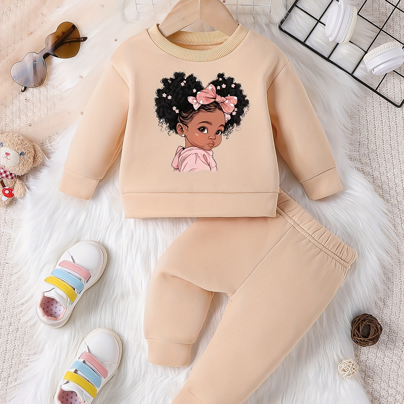 

Adorable Cartoon Girl With Puffy Hair Sweatshirt Set For Baby Girls - Fall/