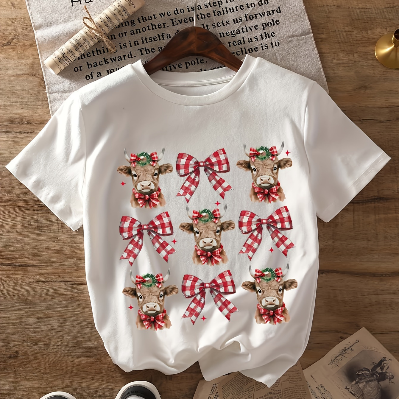 

Women's Christmas Cow Graphic Tee - , Top For & Summer