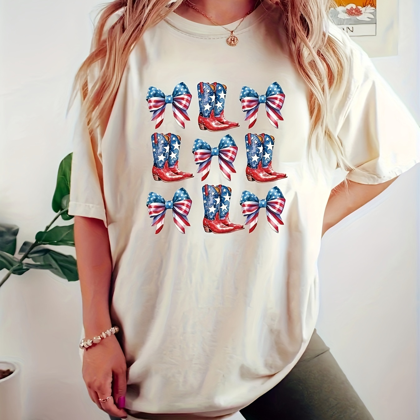 

Bow Print T-shirt, Short Sleeve Crew Neck Casual Top For Summer & Spring, Women's Clothing