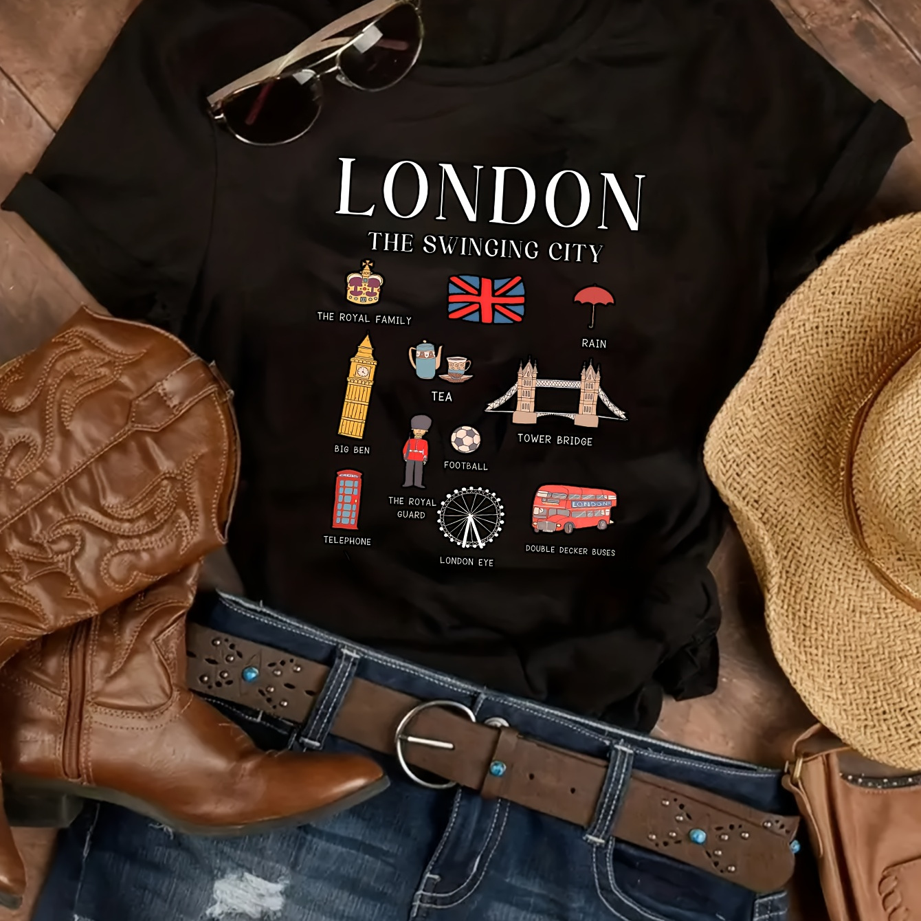 

Women's Casual Sport London Tee, Short Sleeve Sports T-shirt With Iconic Uk Symbols, Fashion Top, Round Neck Shirt For Travel & Daily Wear