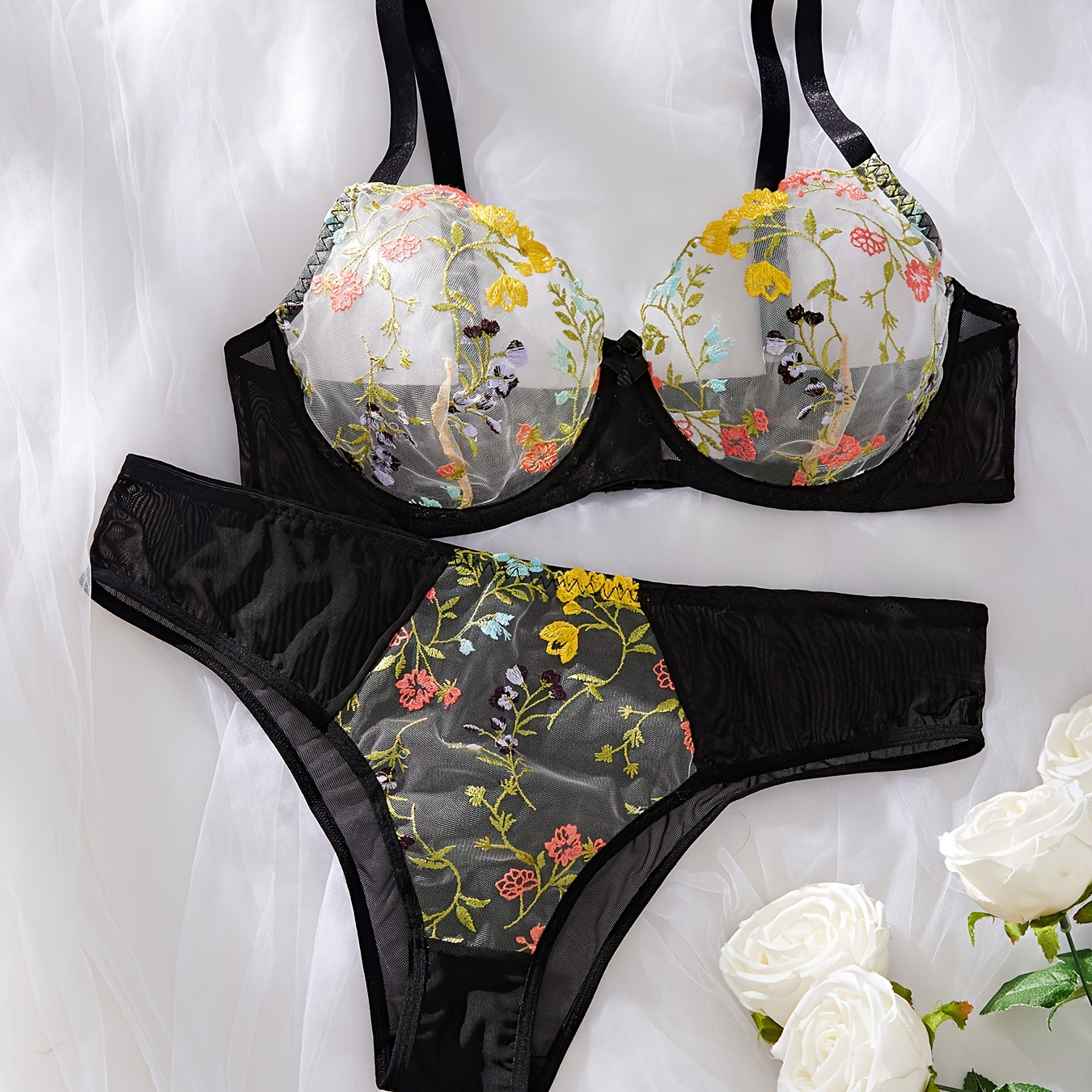 

Women's Plus Sexy Lingerie Set, Plus Size Floral Embroidered Sheer Mesh Bra & Panty Lingerie 2 Piece Set