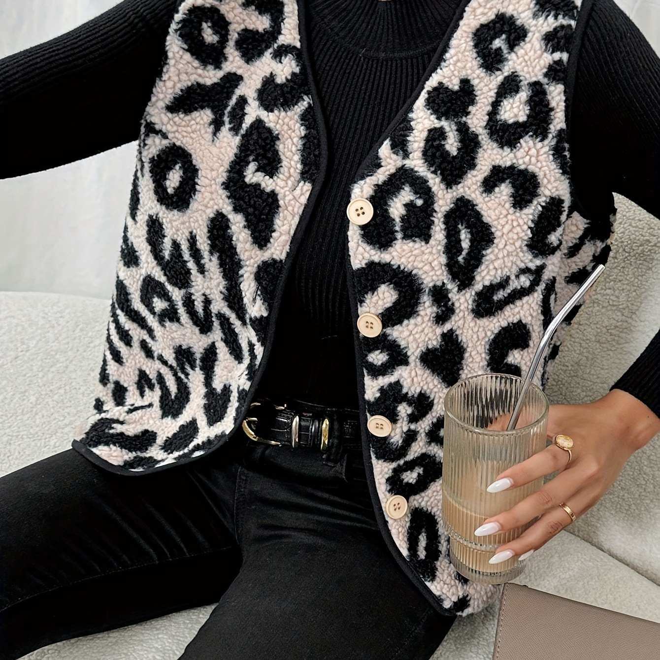 

Elegant Leopard Print V-neck Sweater Vest For Women - Button Detail, Machine Washable, Fall/winter