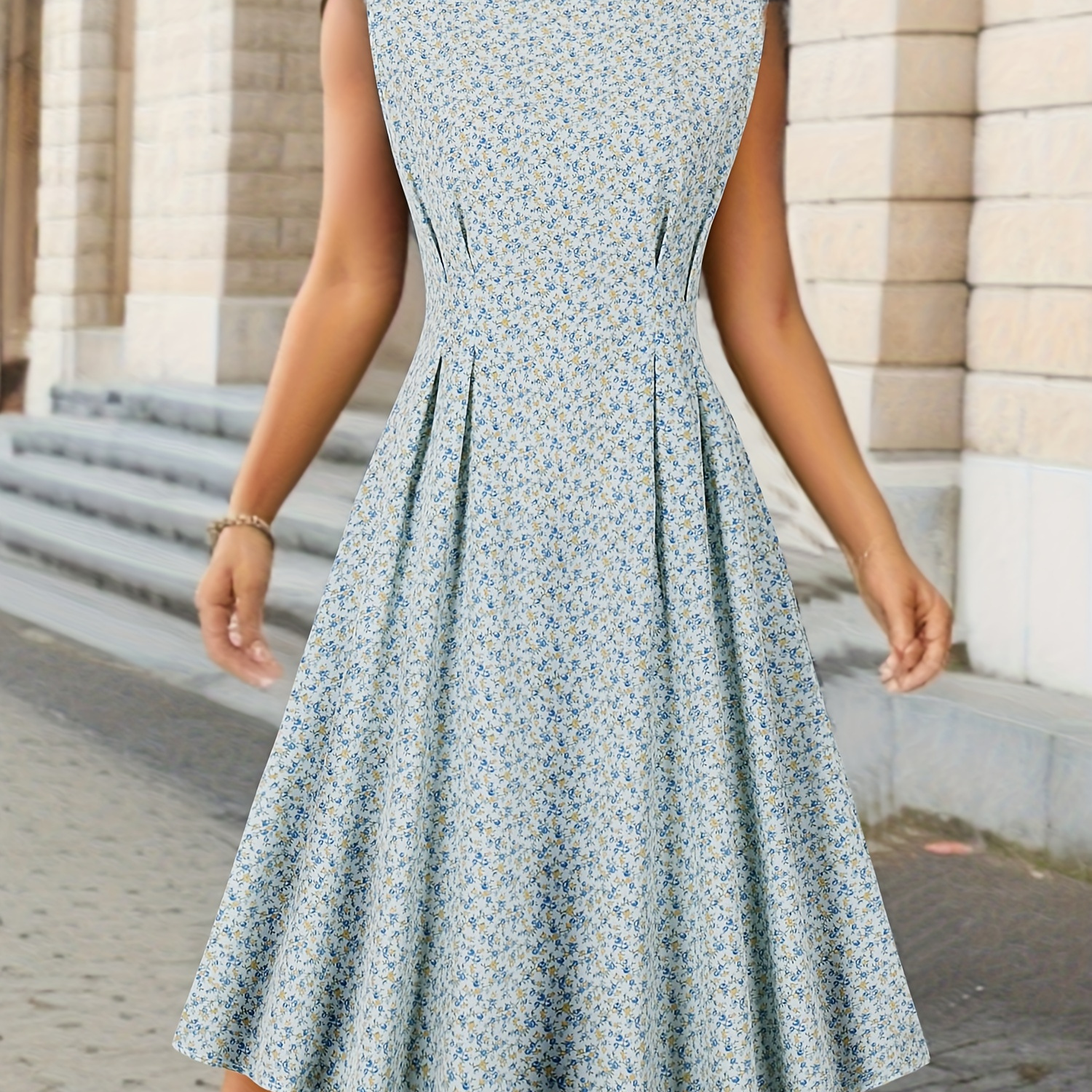 

Floral Print Crew Neck Dress, Elegant Sleeveless Pleated Dress For Spring & Summer, Women's Clothing