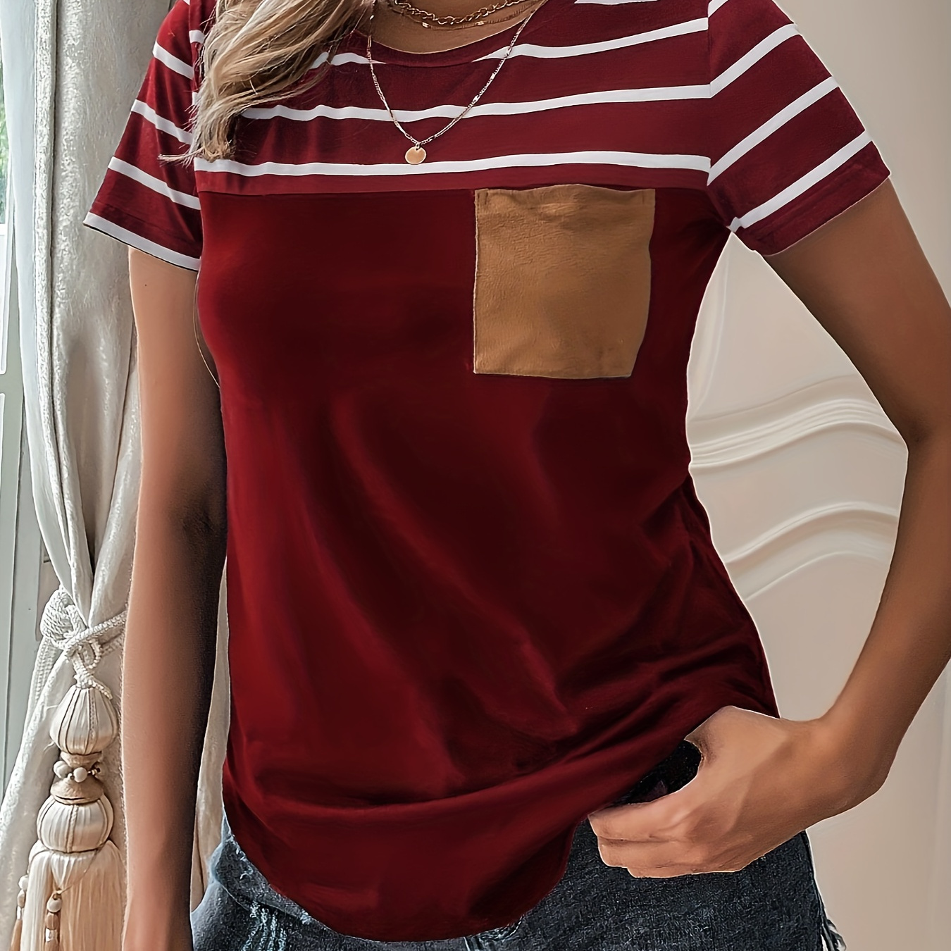 

Stripes Print Crew Neck Pocket T-shirt, Casual Short Sleeve Top For Spring & Summer, Women's Clothing