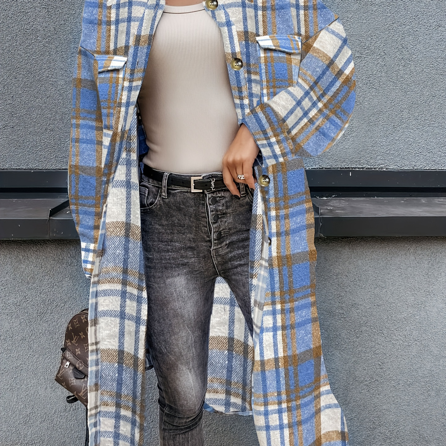 Plus Size Casual Blouse, Women's Plus Plaid Print Long Sleeve Lapel Collar Button Up Round Hem Longline Shirt Top With Flap Pockets