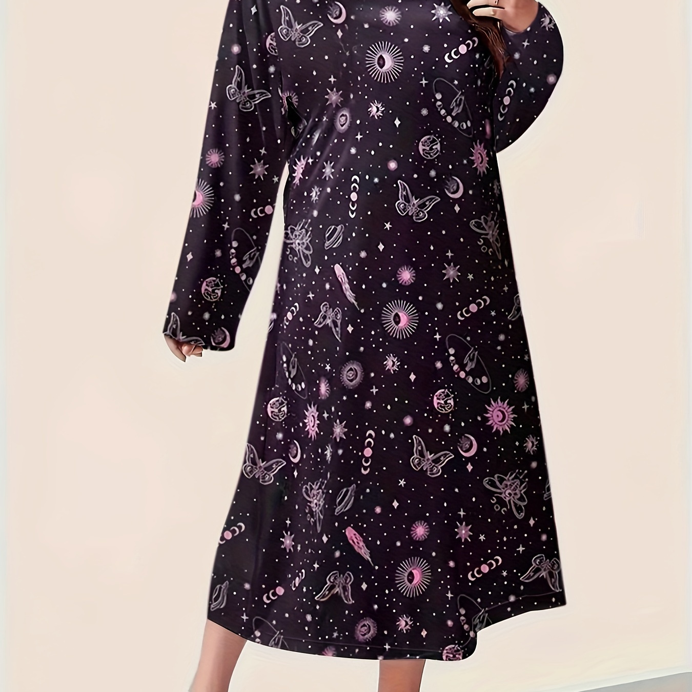 

Robe de nuit pour femmes de grande taille, imprimée , en polyester, à manches longues, col rond, légèrement extensible, pour /hiver.