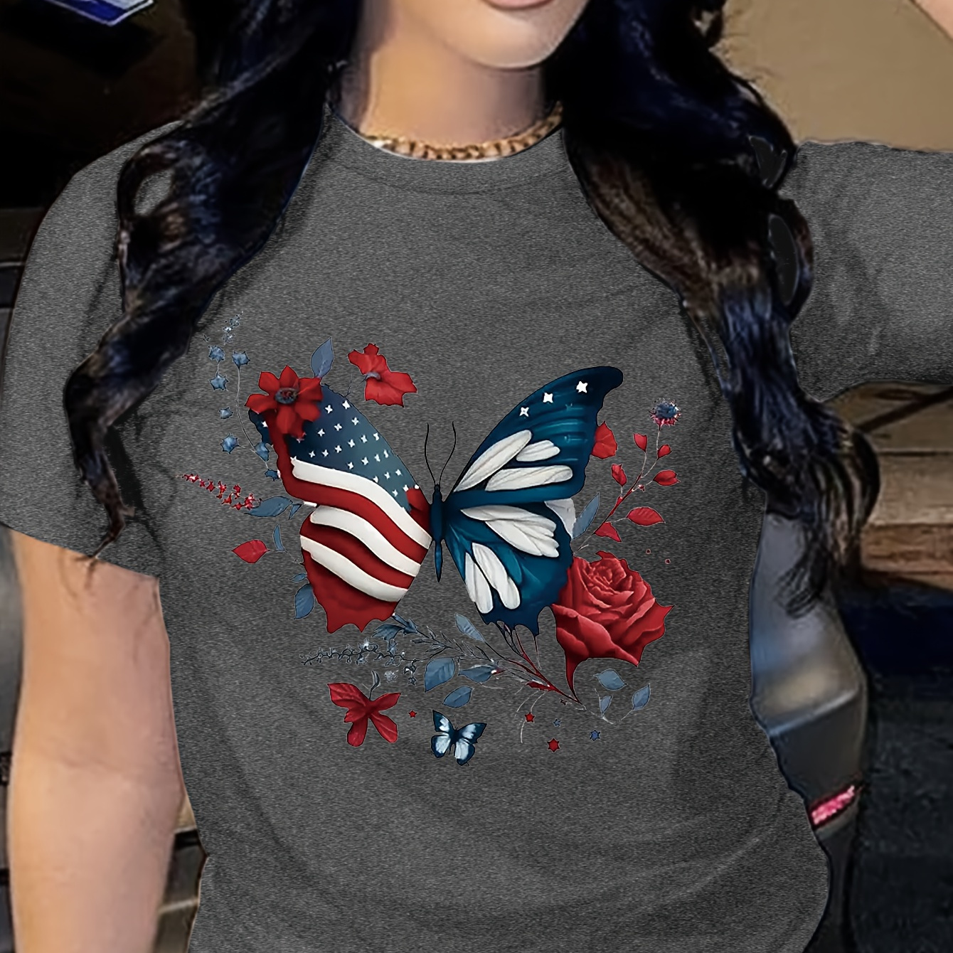 

Butterfly Print Crew Neck T-shirt, Short Sleeve Casual Top For Summer & Spring, Women's Clothing