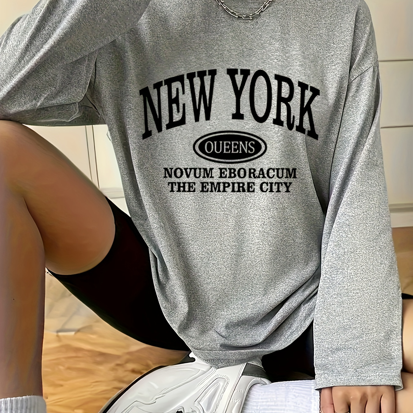 

Women's Long Sleeve Top With Geometric Print - Cozy Polyester , Machine Washable, Round Neck