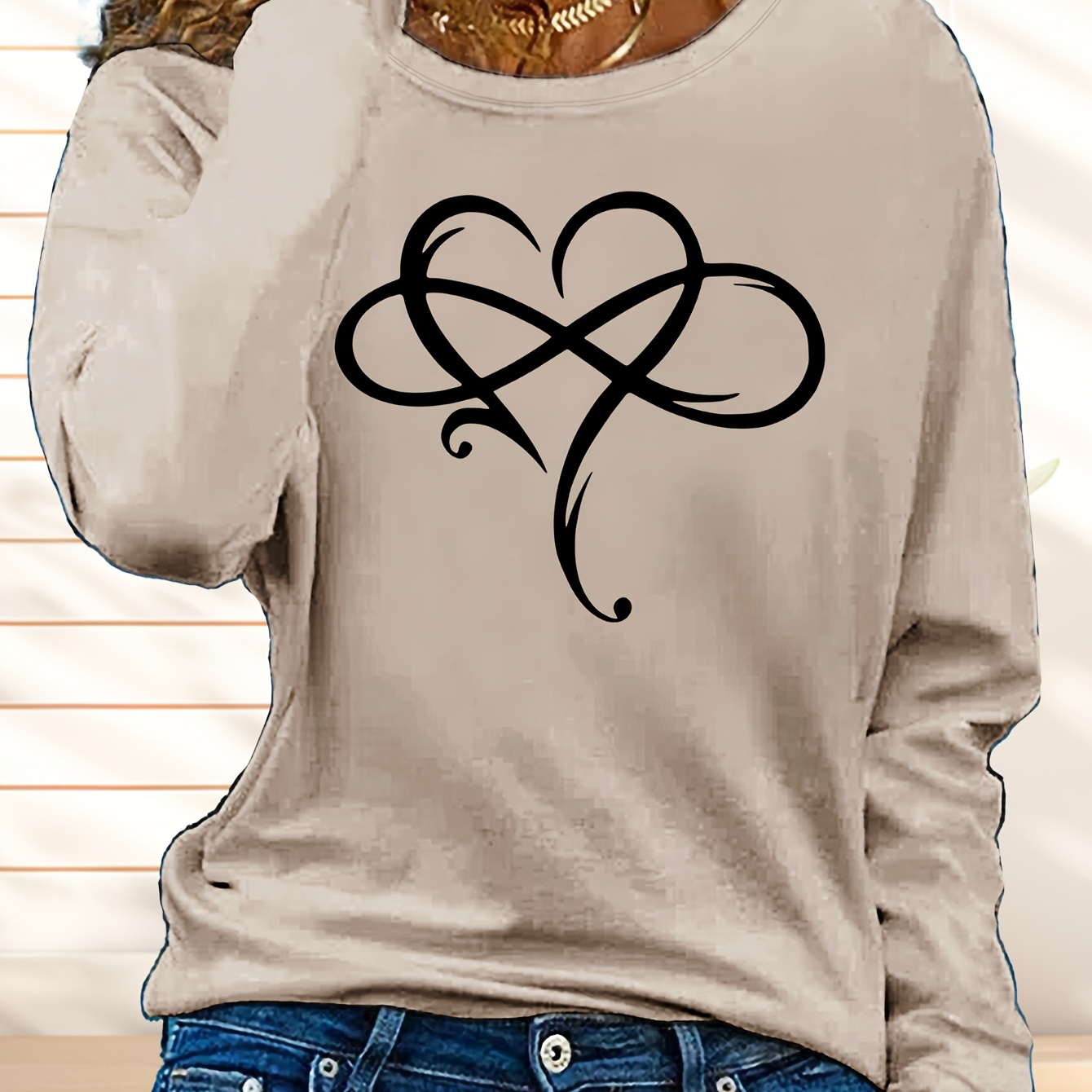 

1pc Women's Long Sleeve Polyester T-shirt With Infinity Heart Graphic, Casual Crew Neck Knit Top For All , Regular Length With Applique Detail