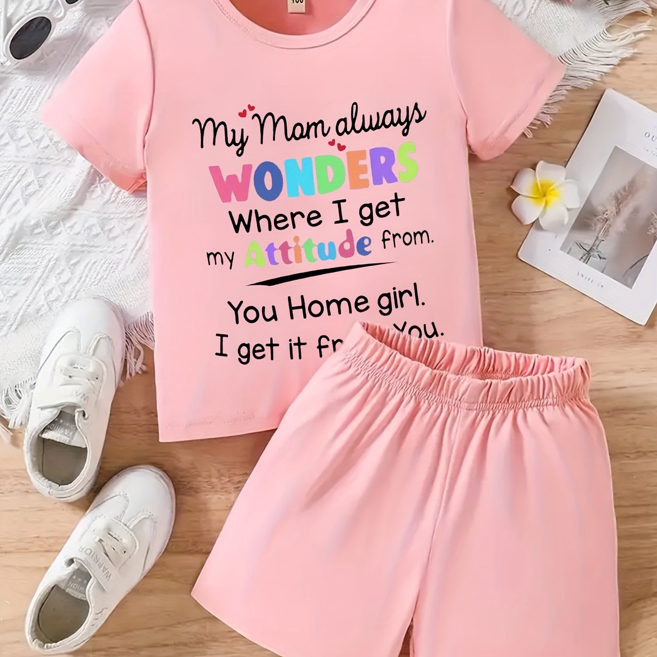 

2pcs Girls ''my Mom Always Wonders...'' Print Short Sleeve Top & Shorts Set Summer Gifts