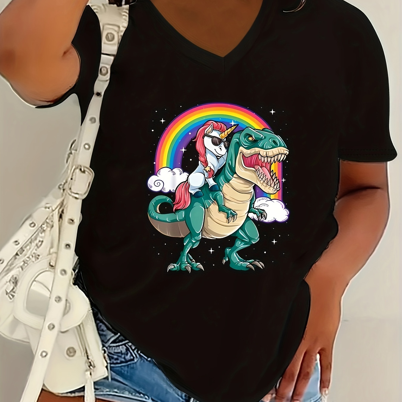 

Plus Size Dinosaur Print T-shirt, Casual V Neck Short Sleeve T-shirt, Women's Plus Size clothing