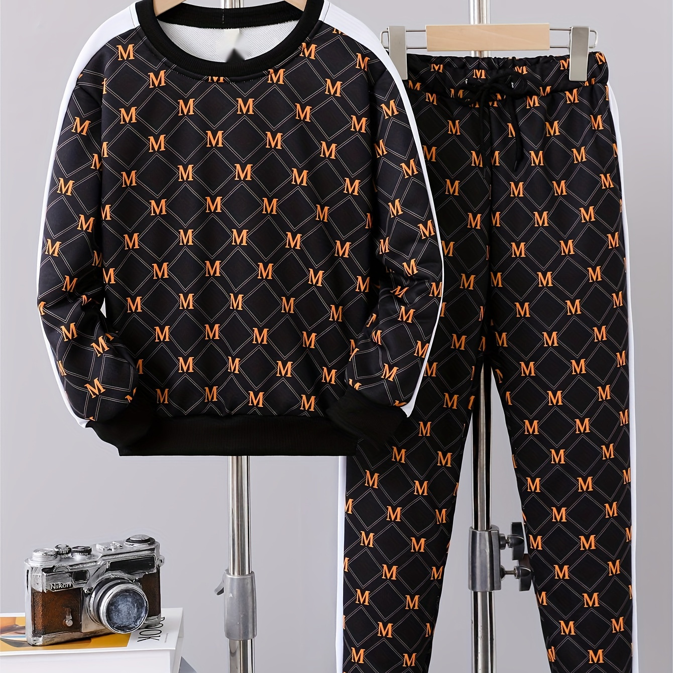 

2pcs Boy's Letter M Allover Print Outfit, Sweatshirt & Sweatpants Set, Casual Long Sleeve Top, Boy's Clothes For Spring Fall Winter, As Gift