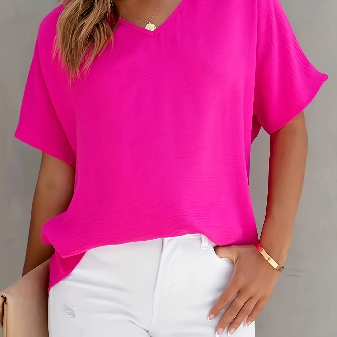 

Plus Size Solid V Neck Top, Casual Short Sleeve Top For Spring & Summer, Women's Plus Size Clothing