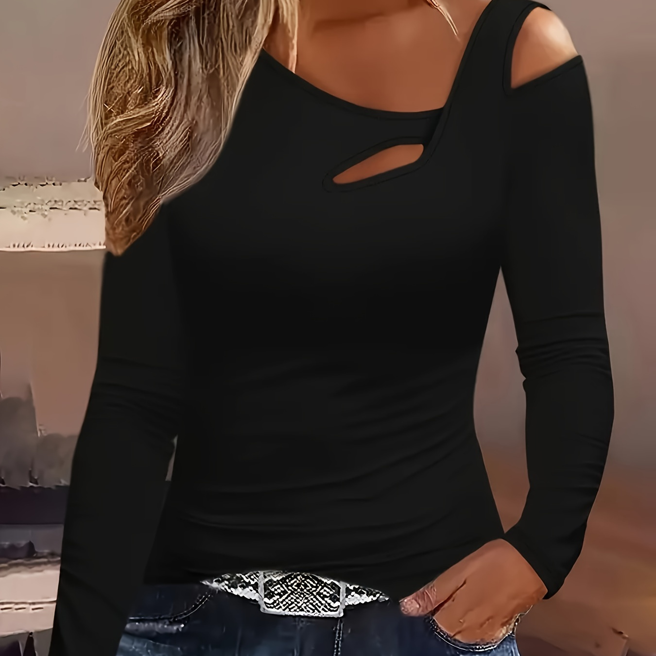 

Women's Chic Off-shoulder Asymmetrical Cut-out Long Sleeve T-shirt - , Polyester , Machine Washable