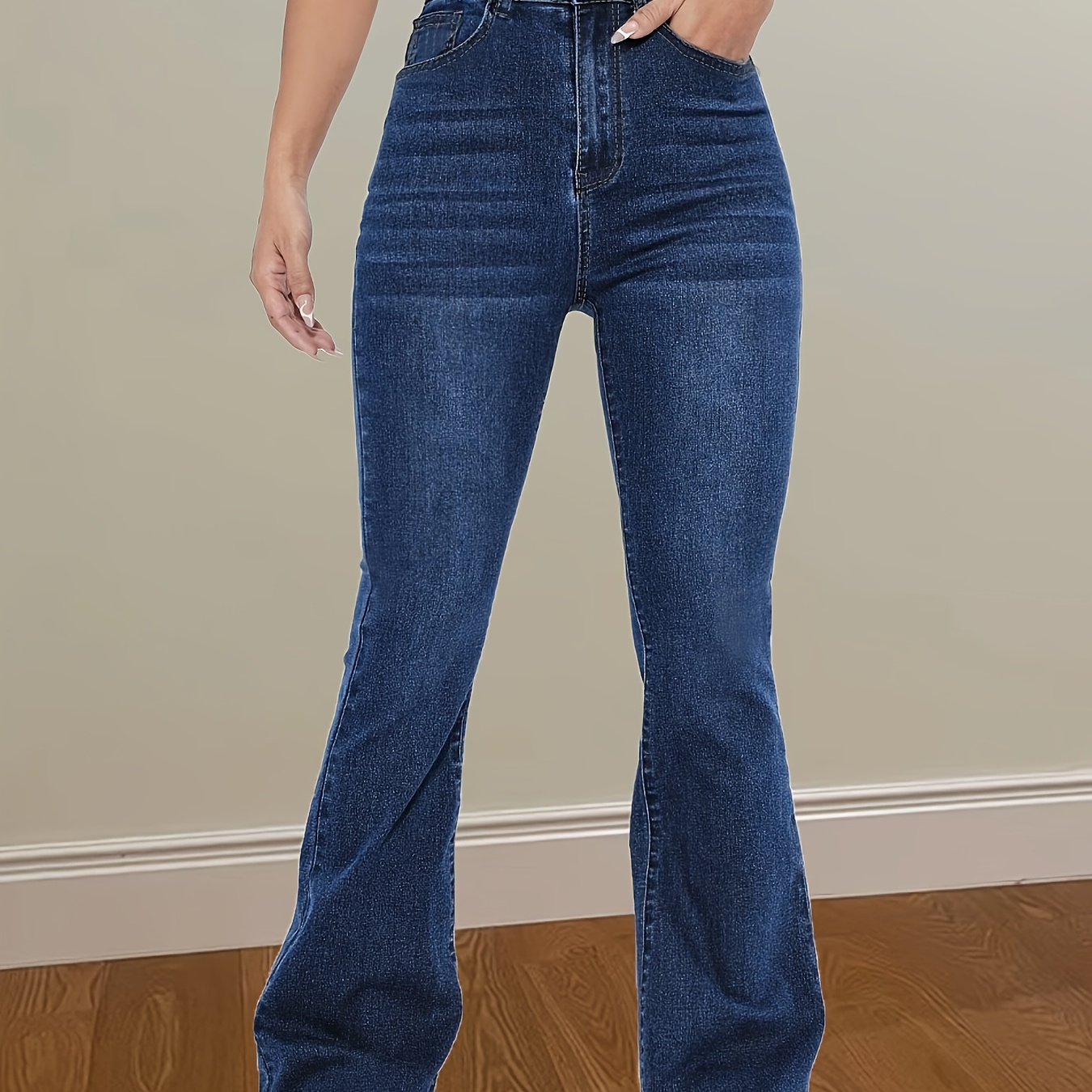 

Jeans élastiques élégantes pour femmes - Élasthan, Tissé, Couleur unie, Longueur longue, Détail bouton, Confort pour toutes les saisons