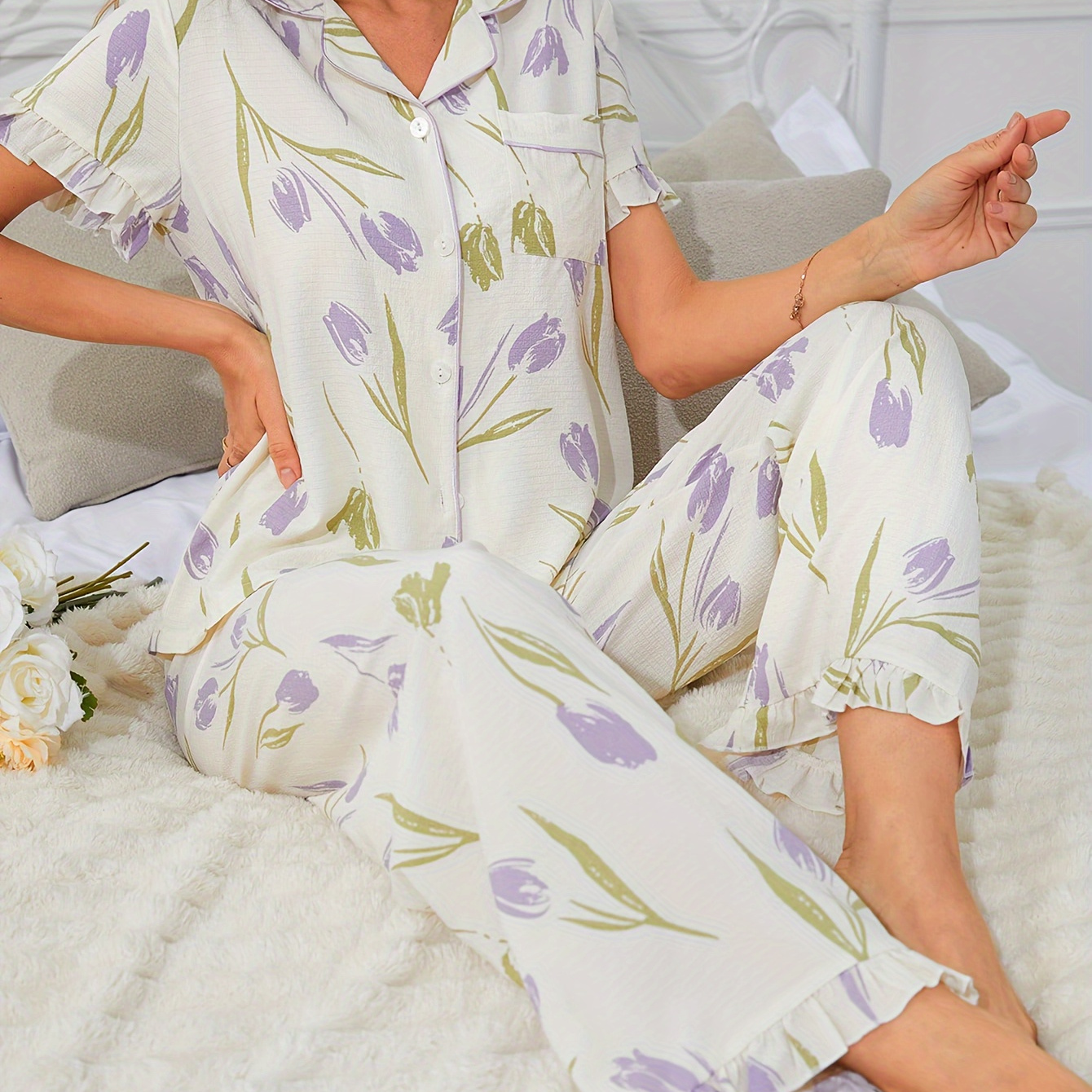 

Women's Elegant Print Textured Pajama Set, Short Sleeve Buttons Lapel Top & Pants, Comfortable Relaxed Fit