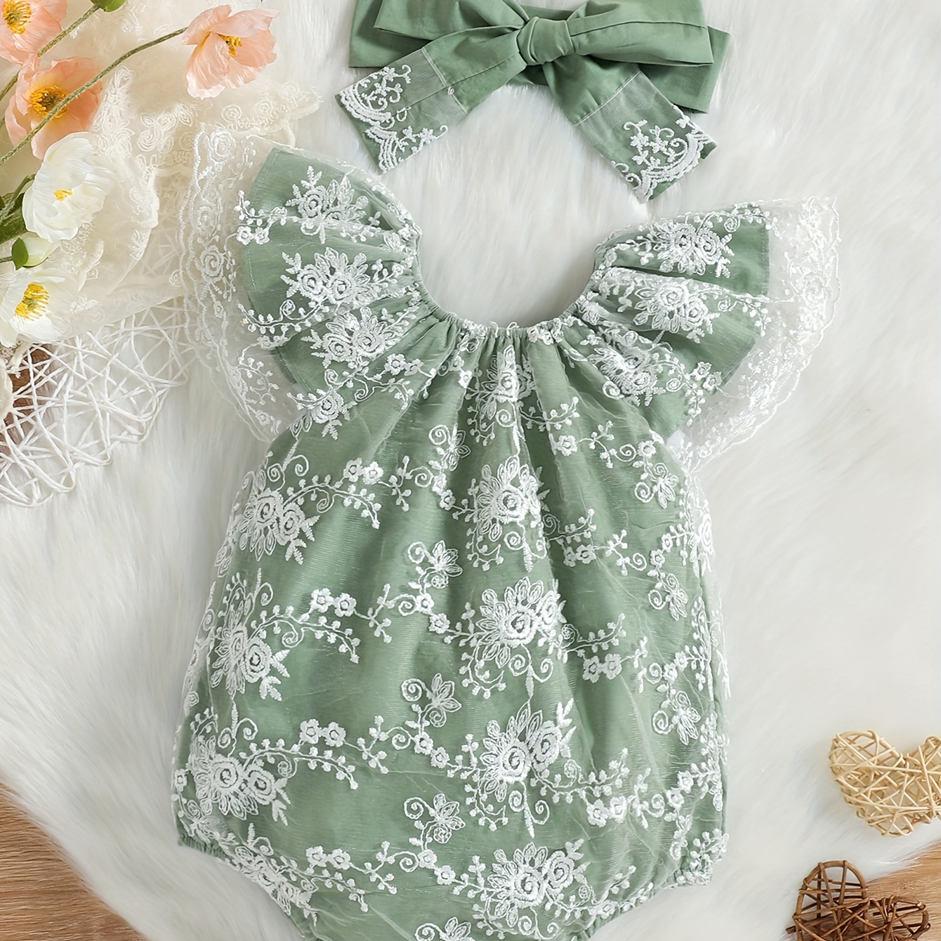 

Baby's Princess Style Lace Embroidered Triangle Bodysuit, Casual Lovely Cap Sleeve Romper, Toddler & Infant Girl's Onesie For Summer Birthday Party, As Gift