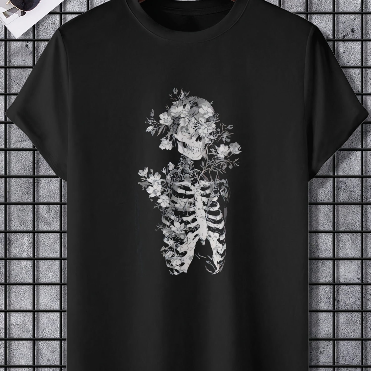 

Floral Skeleton Flowers Goth Death Dark Alt Aesthetic T-shirt