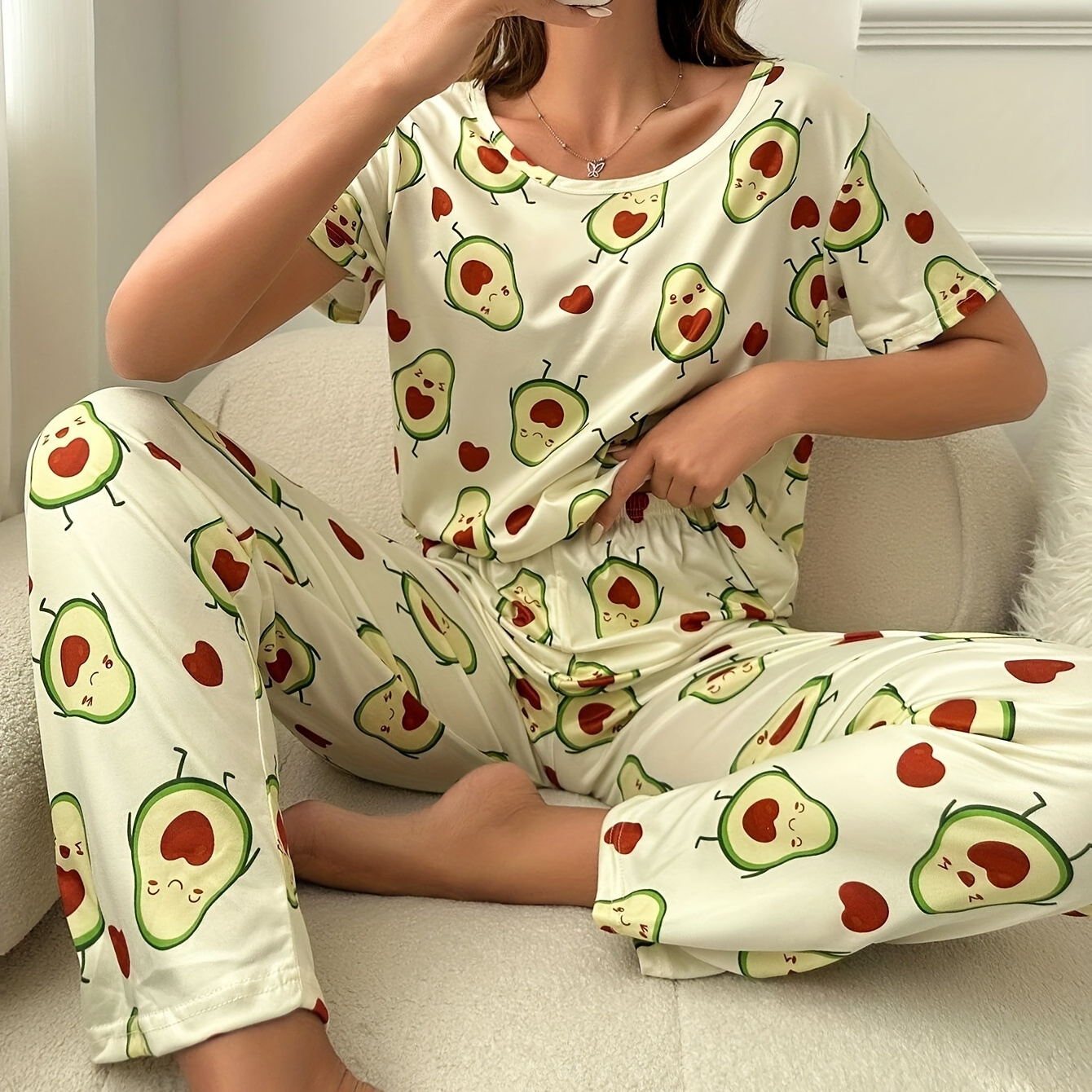 

Women's Cute Avocado Print Pajama Set, Short Sleeve Round Neck Top & Pants, Comfortable Relaxed Fit