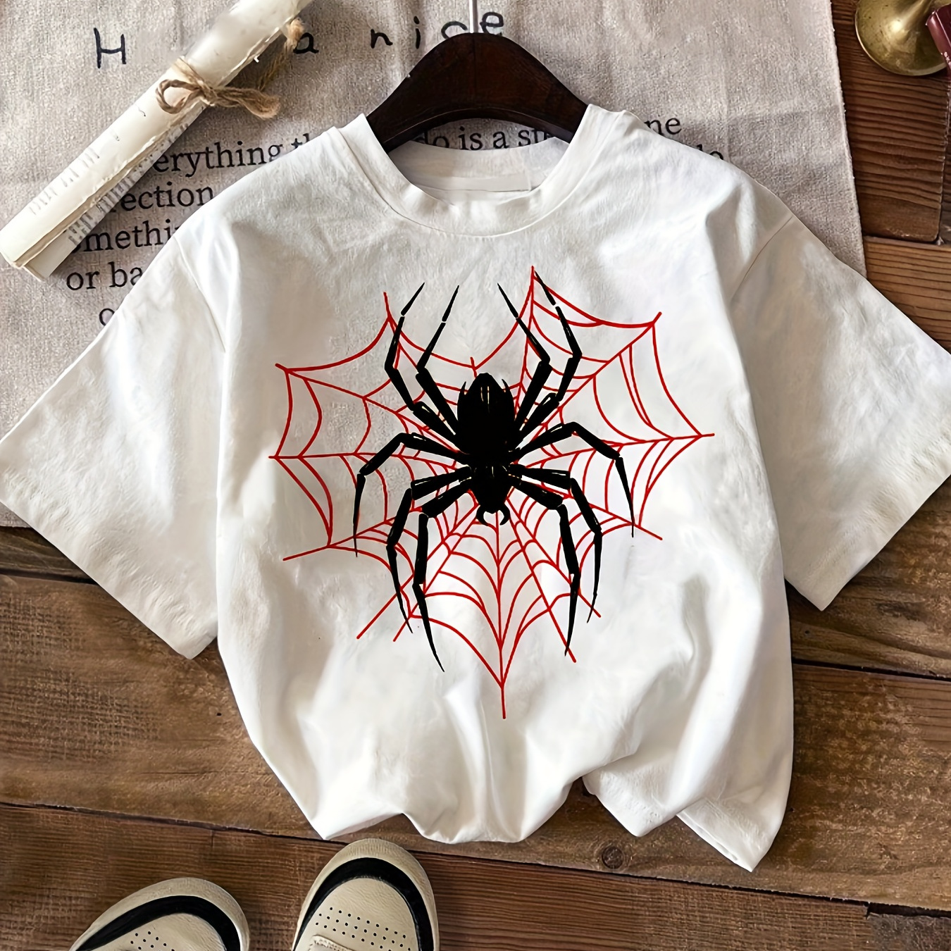 

Spider Print T-shirt, Short Sleeve Crew Neck Casual Top For Summer & Spring, Women's Clothing