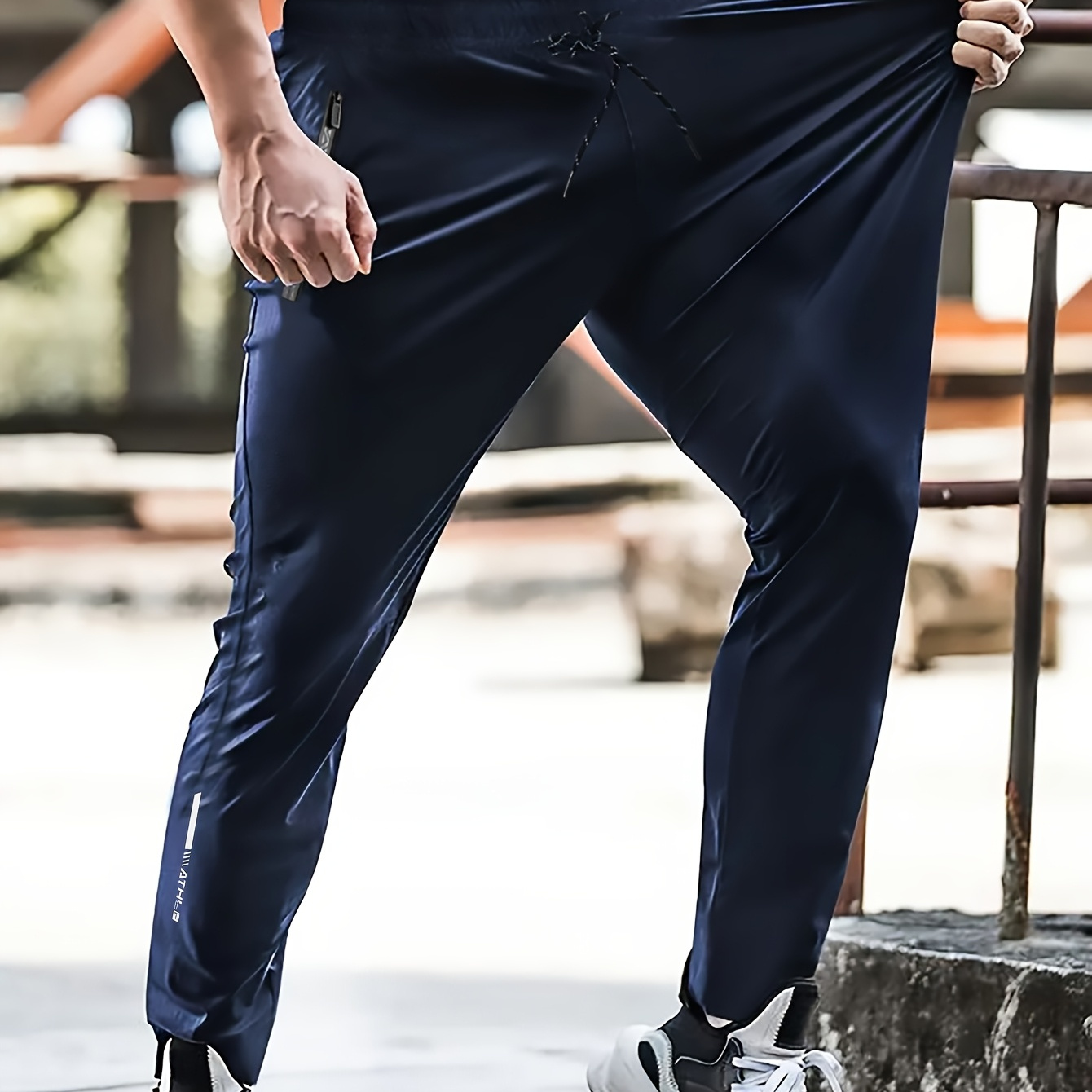 

Men's Polyester Casual Pants, Regular Fit, Slight Stretch, Printed Design, With Zipper Detail, For Hiking And Running, Spring/fall Season, Adult Woven Trousers