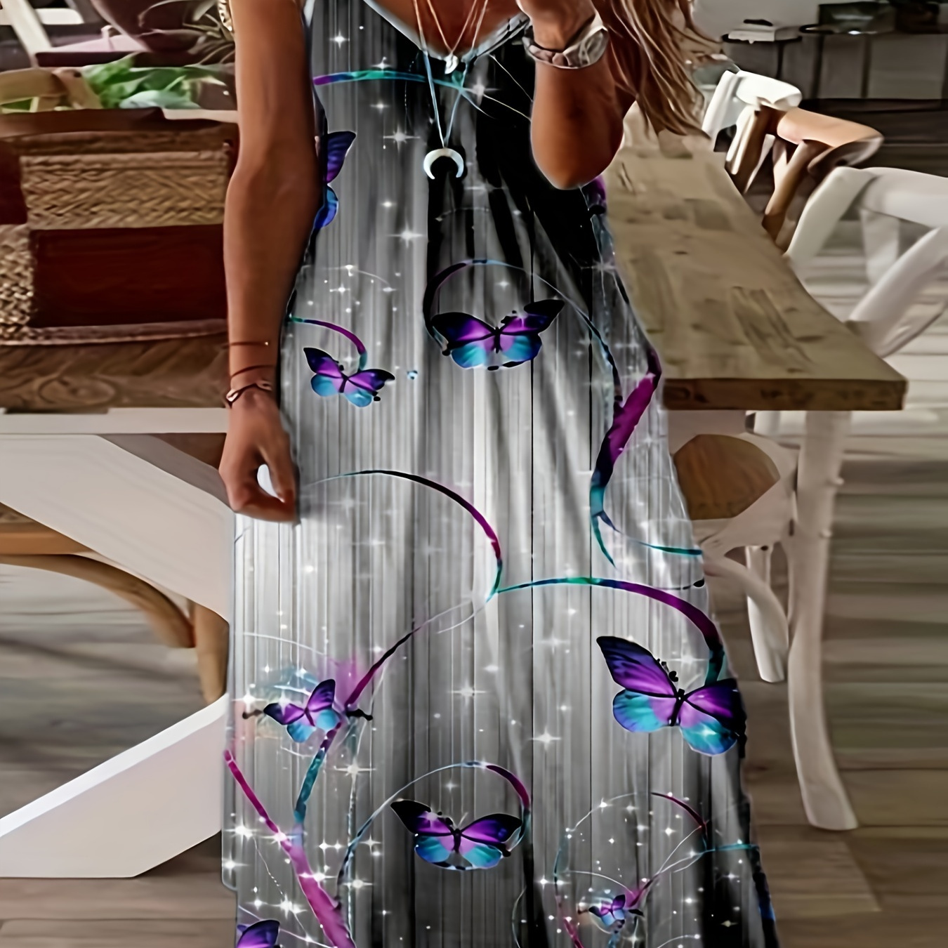 

Plus Size Butterfly Print Cami Dress, Casual V Neck Sleeveless Dress For Spring & Summer, Women's Plus Size Clothing