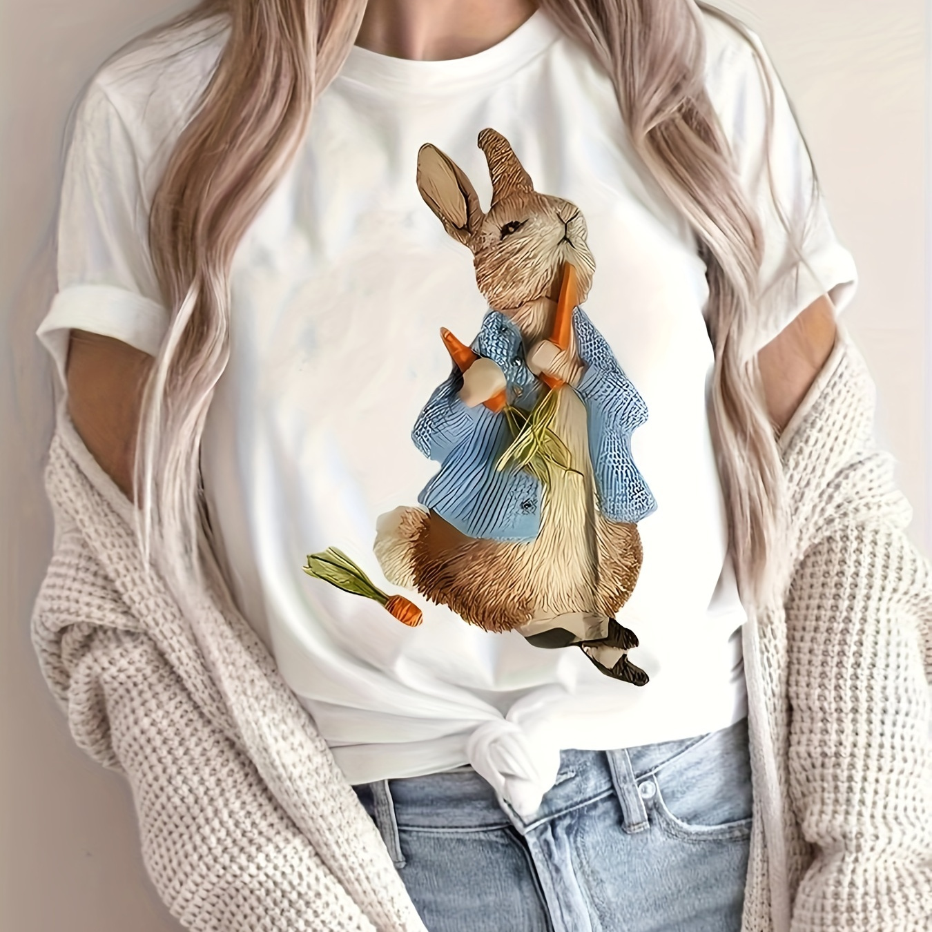 

Women's Cute Cartoon Rabbit Graphic Tee - Casual Short Sleeve, Round Neck Top For , Breathable Polyester