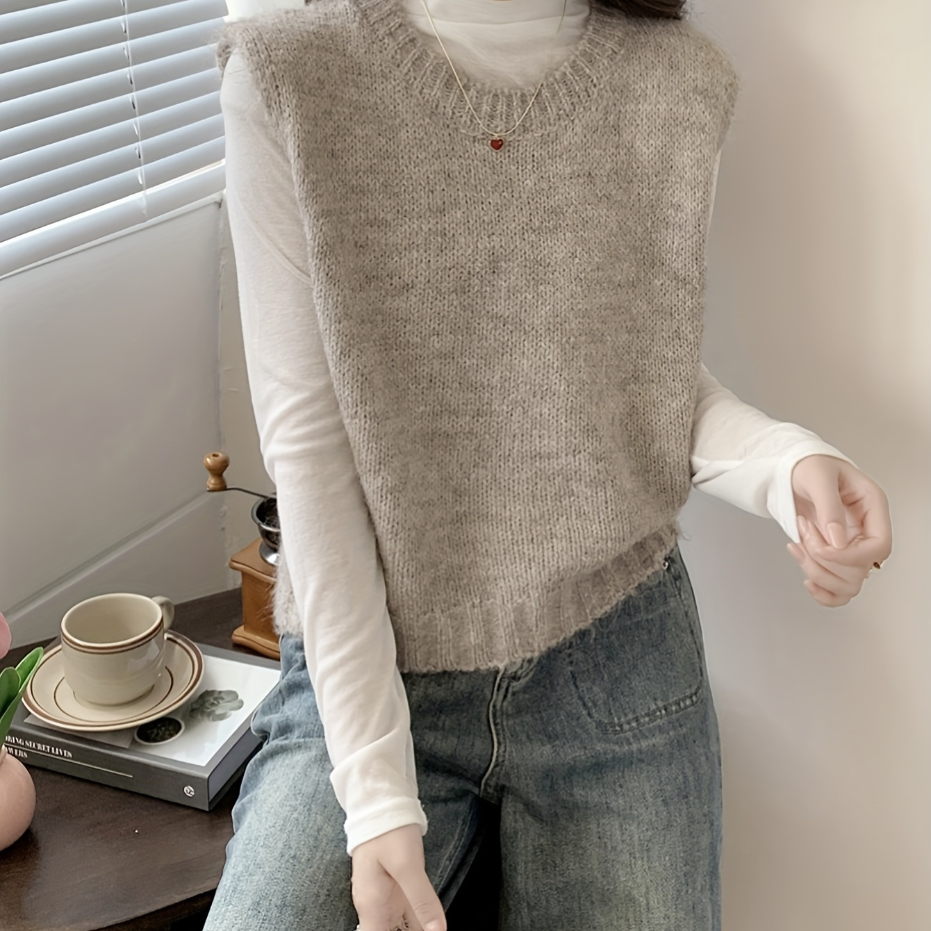 

Elegant Knit Sweater Vest For Women - Casual Crew Neck, Loose Fit, Solid Color, Spring & Fall