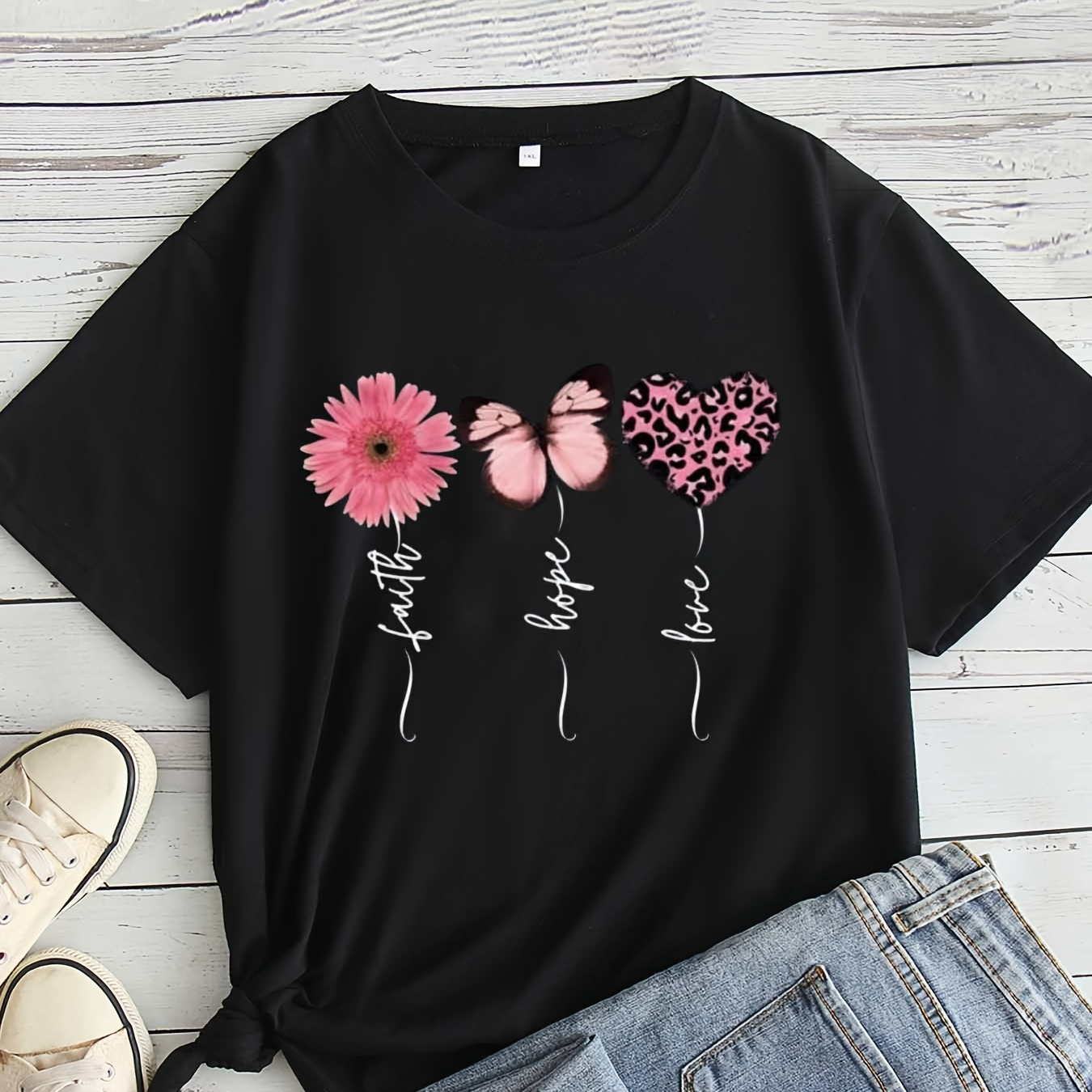 

T-Shirt Chic Grande Taille pour Femme avec Imprimé Floral & Lettres Unique - Col Rond Décontracté, Haut à Manches Courtes, Lavable en Machine - Tailles 1XL à 8XL