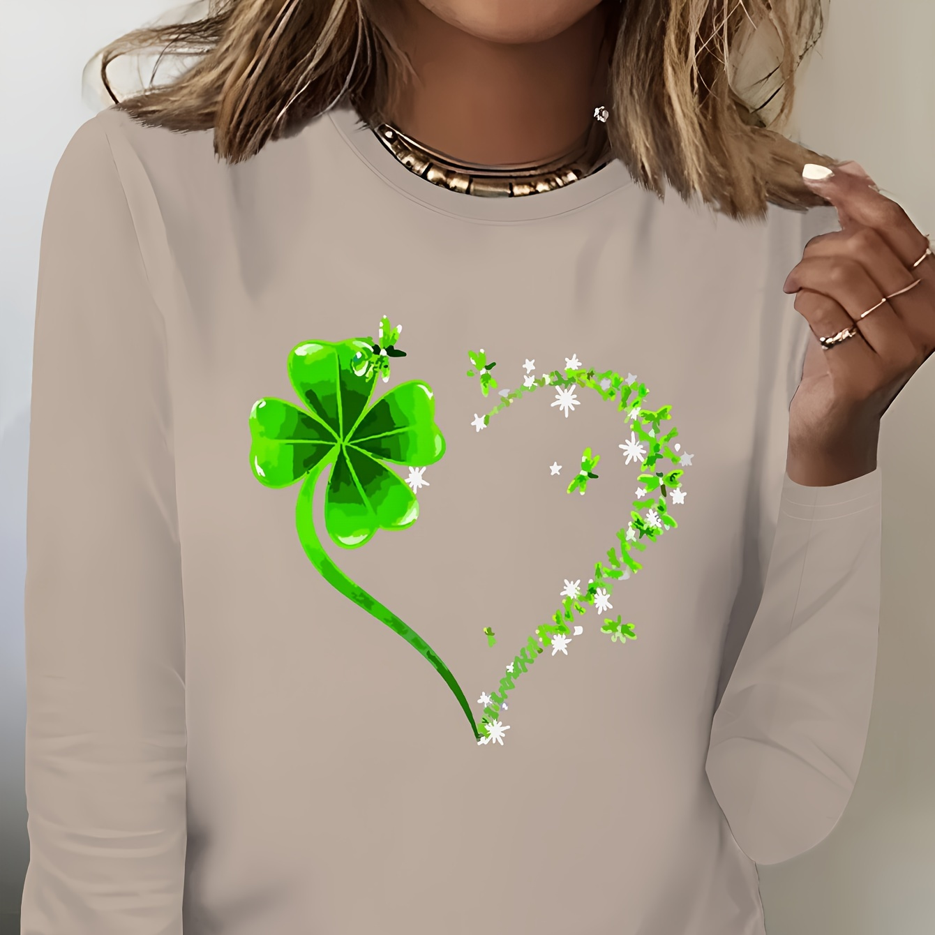 

Women's Casual Long Sleeve T-shirt With Heart Print - Crew Neck, Polyester, Machine Washable - Spring & Fall