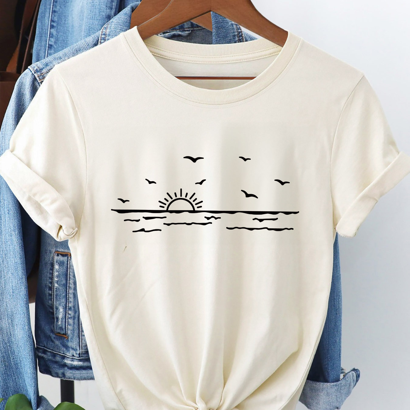 

Sun Seagull Print T-shirt, Short Sleeve Crew Neck Casual Top For Summer & Spring, Women's Clothing