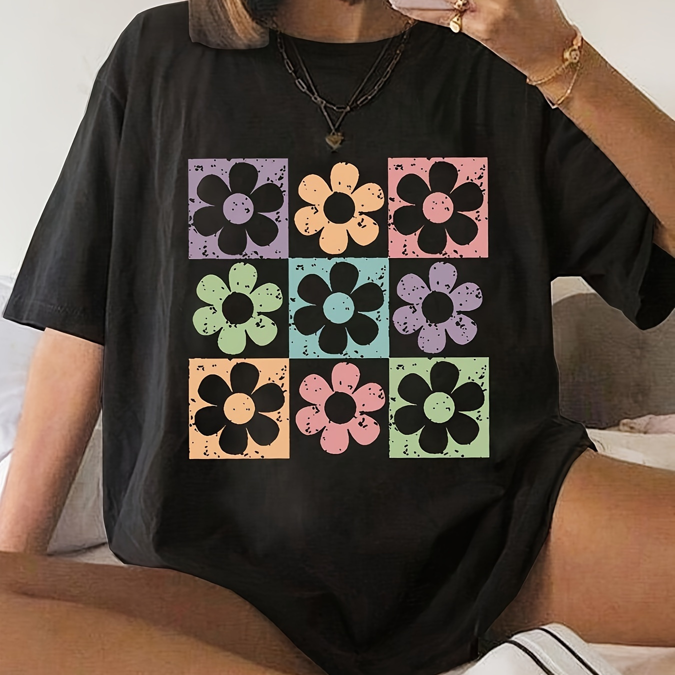 

Floral Print Drop Shoulder T-shirt, Short Sleeve Crew Neck Casual Top For Spring & Summer, Women's Clothing