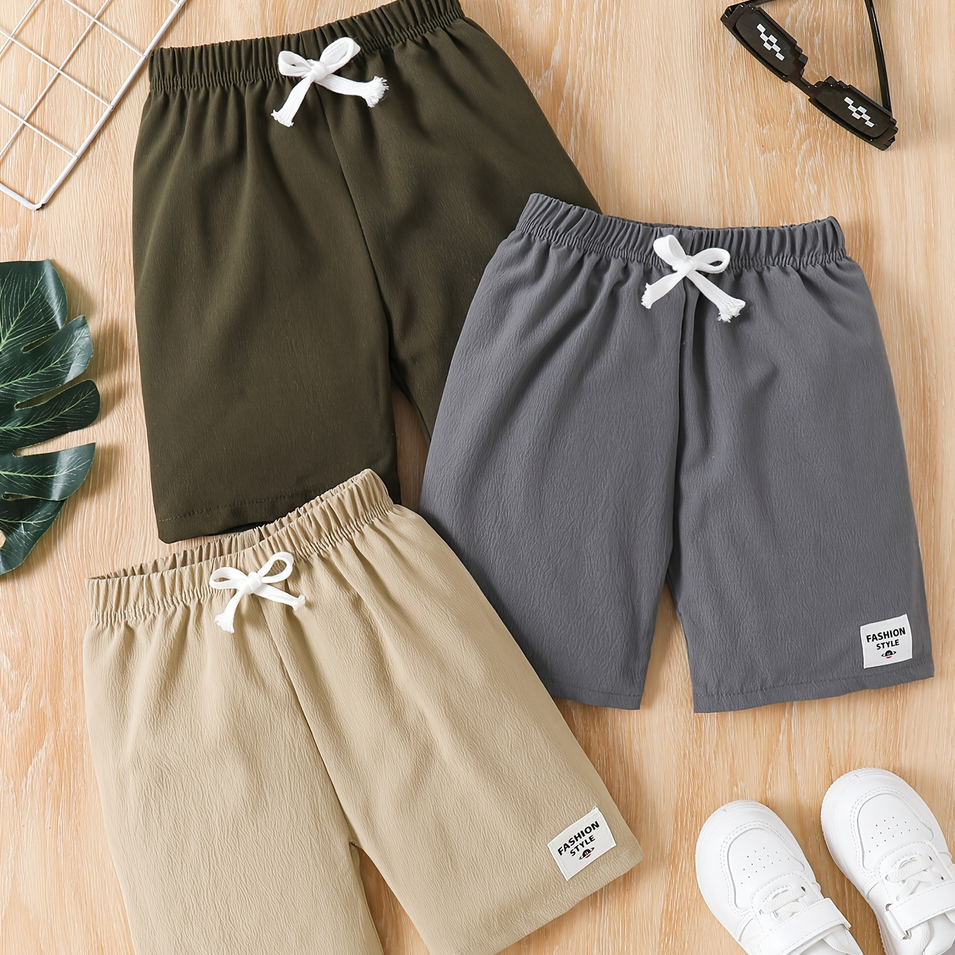 

3pcs Boys Label Patched Comfortable Creative Shorts, Casual Elastic Waist Shorts For Summer Outdoor