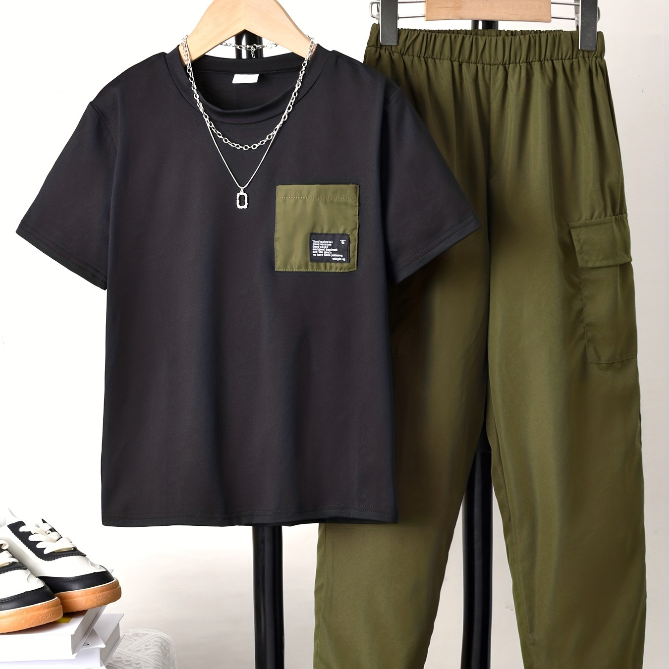 2pcs Boys Casual Color Block Short Sleeve Pocket T-shirt&Cargo Pants Set, Comfy Summer Kids Clothing