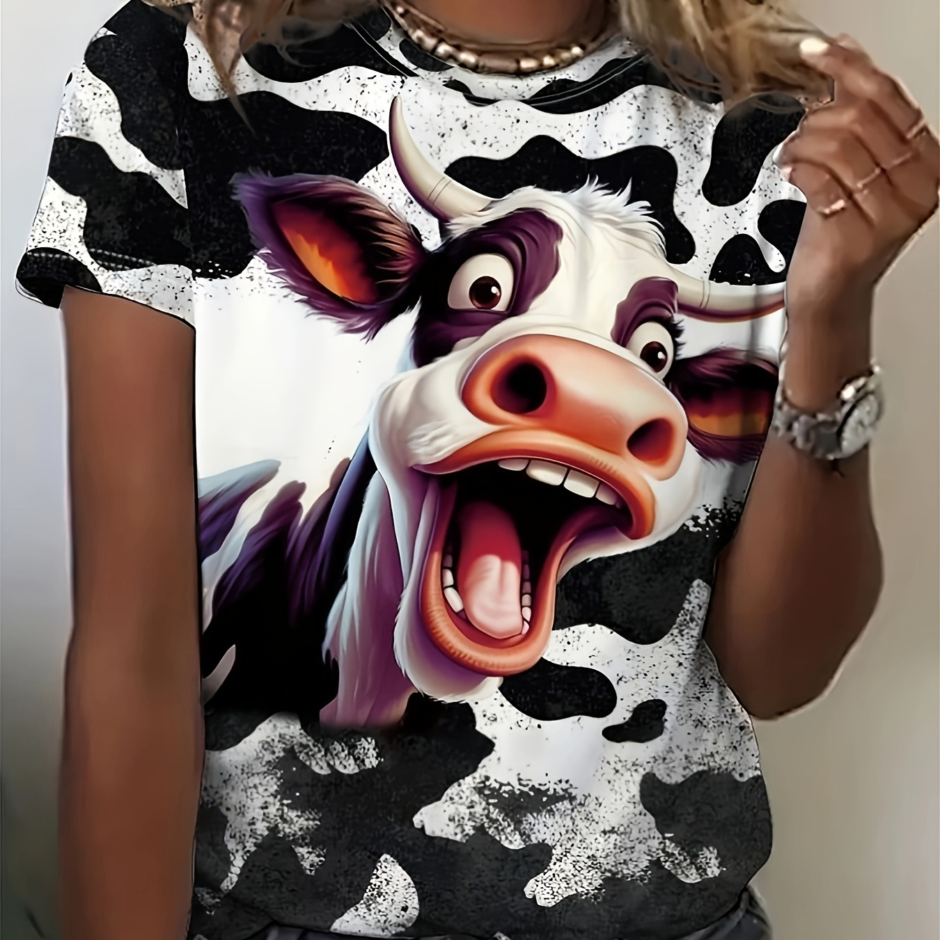 

Cow Print Crew Neck T-shirt, Short Sleeve Casual Top For Spring & Summer, Women's Clothing